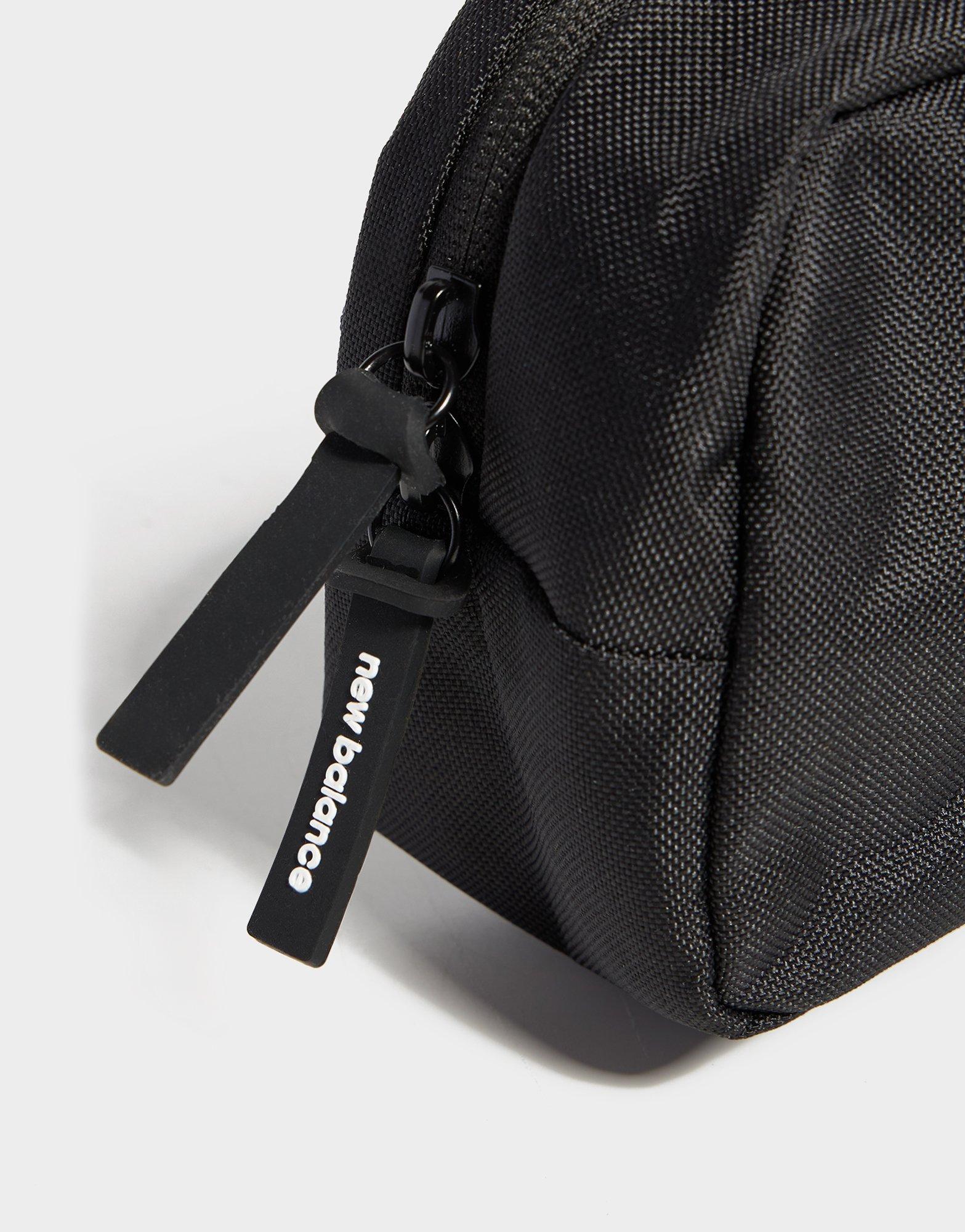 New Balance Essential Waist Bag