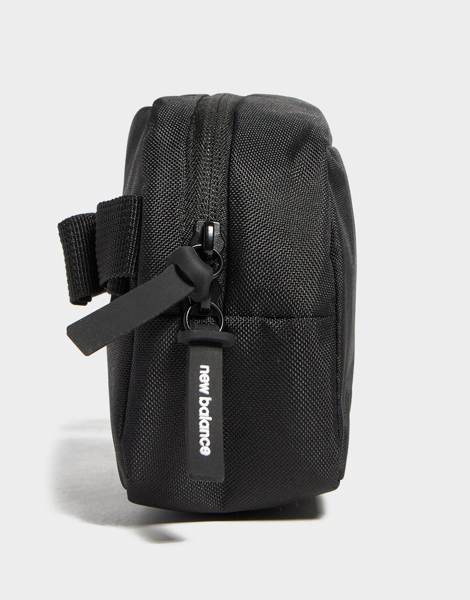 New Balance Essential Waist Bag