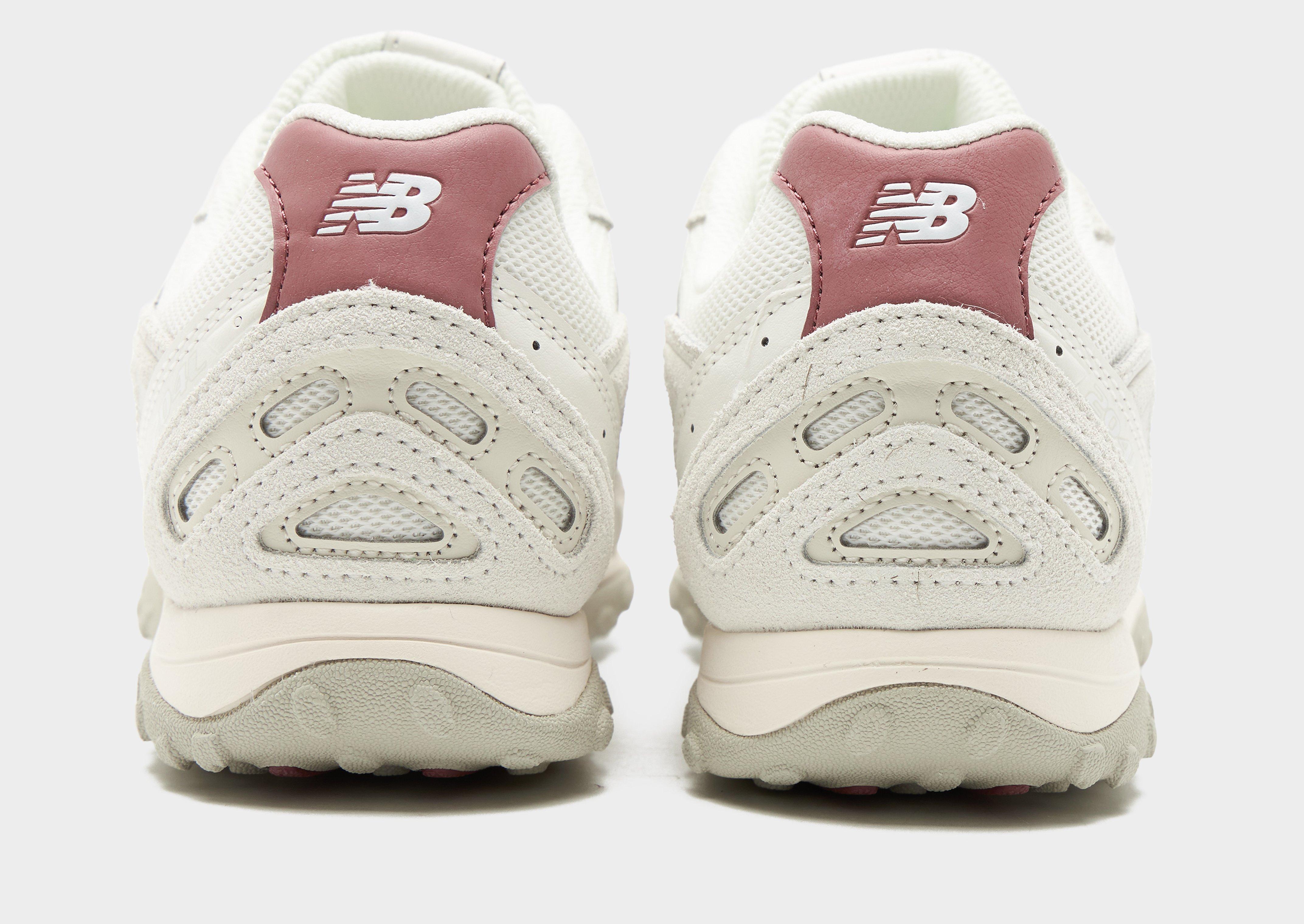 New Balance 204L Women's