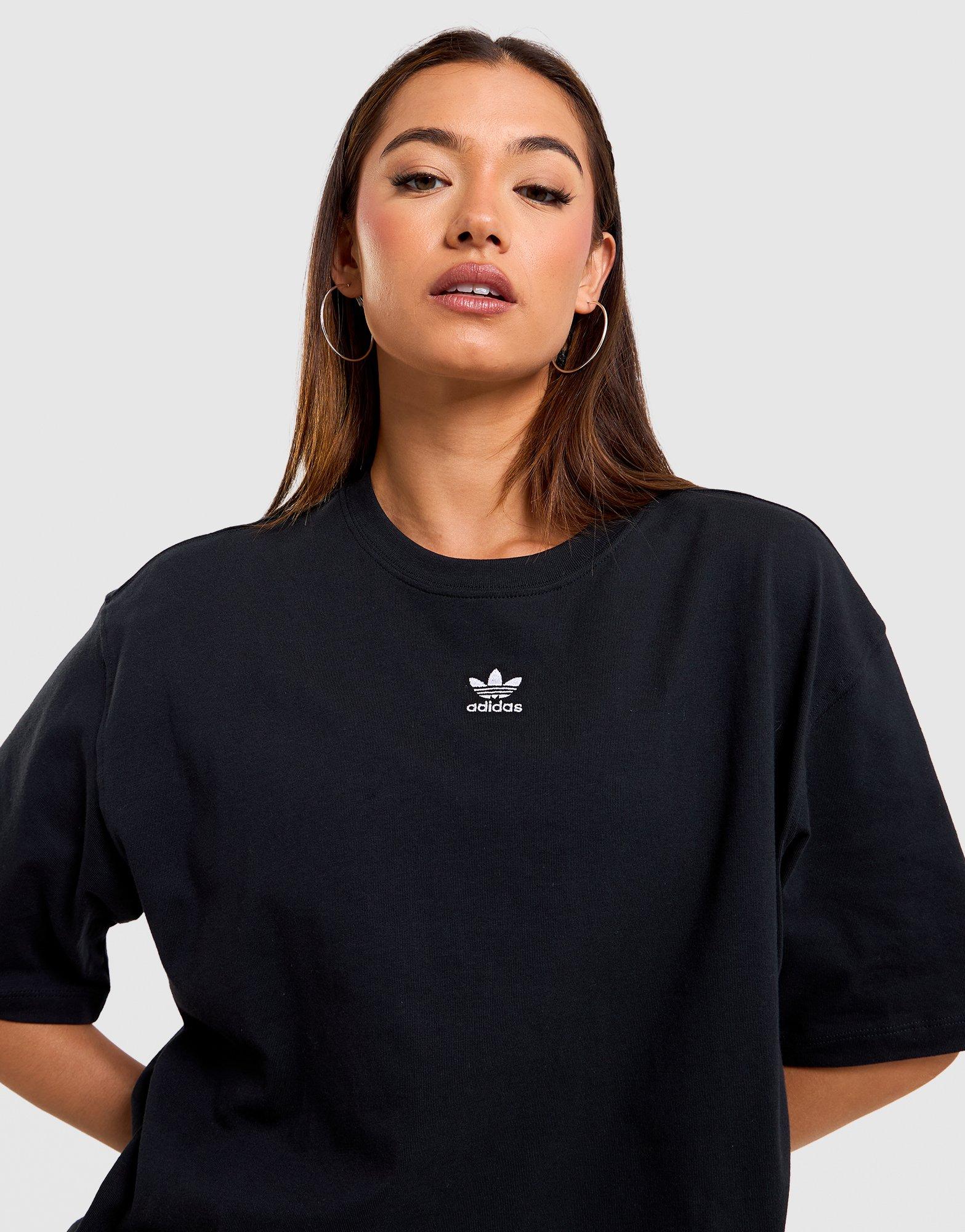 adidas Originals Essentials Boyfriend T-Shirt
