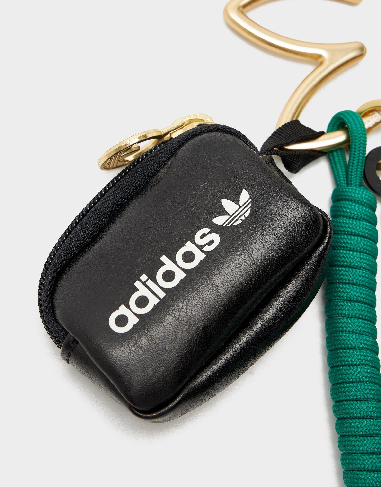 adidas Originals Trefoil Keychain