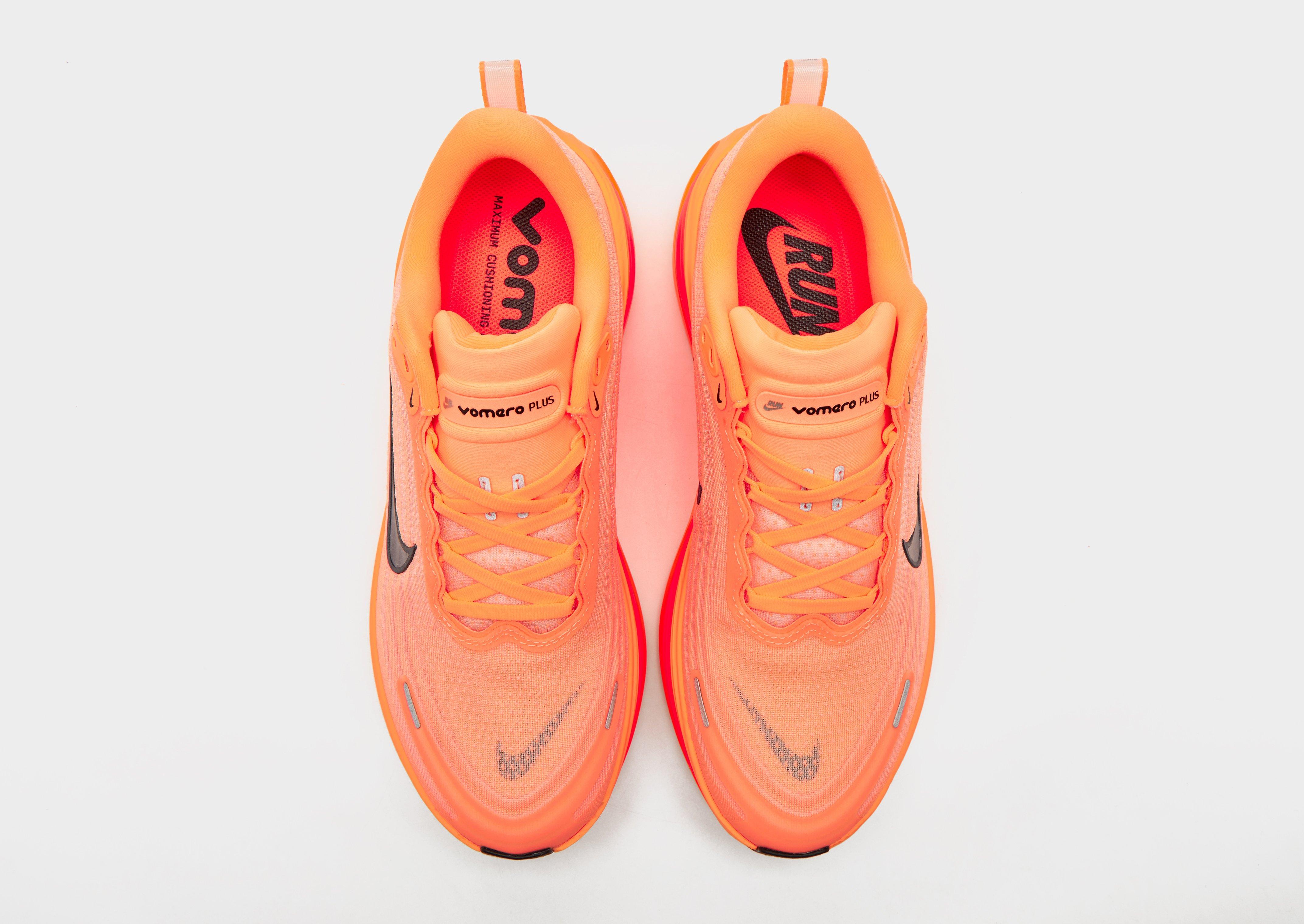 Nike Vomero Plus