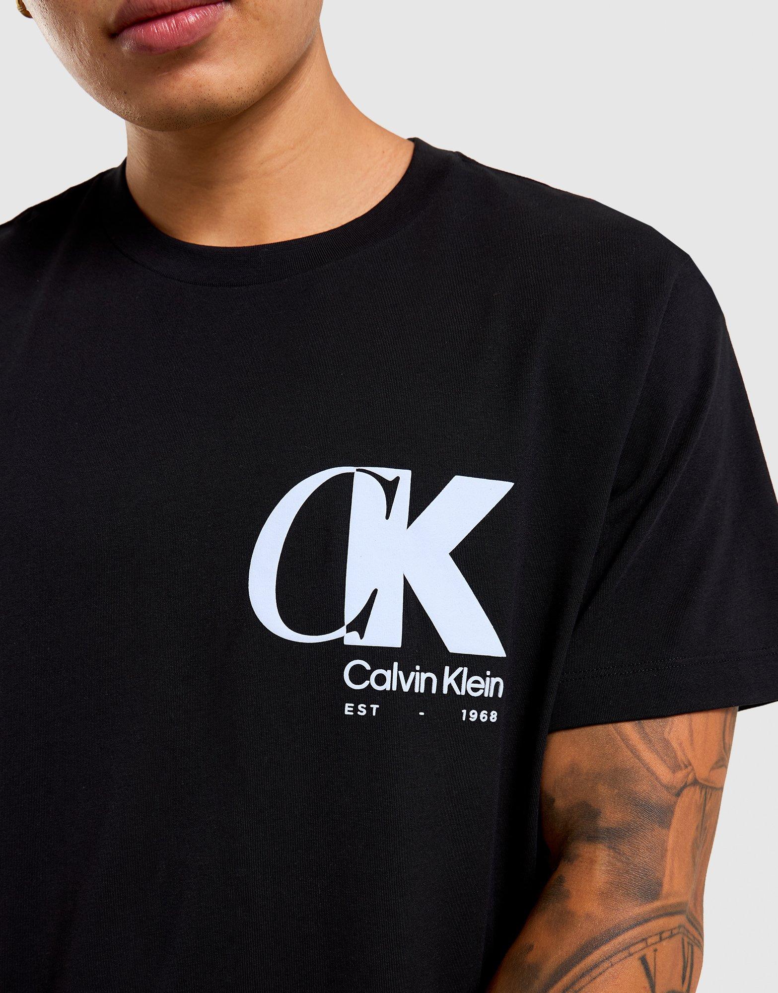 Calvin Klein T-Shirt