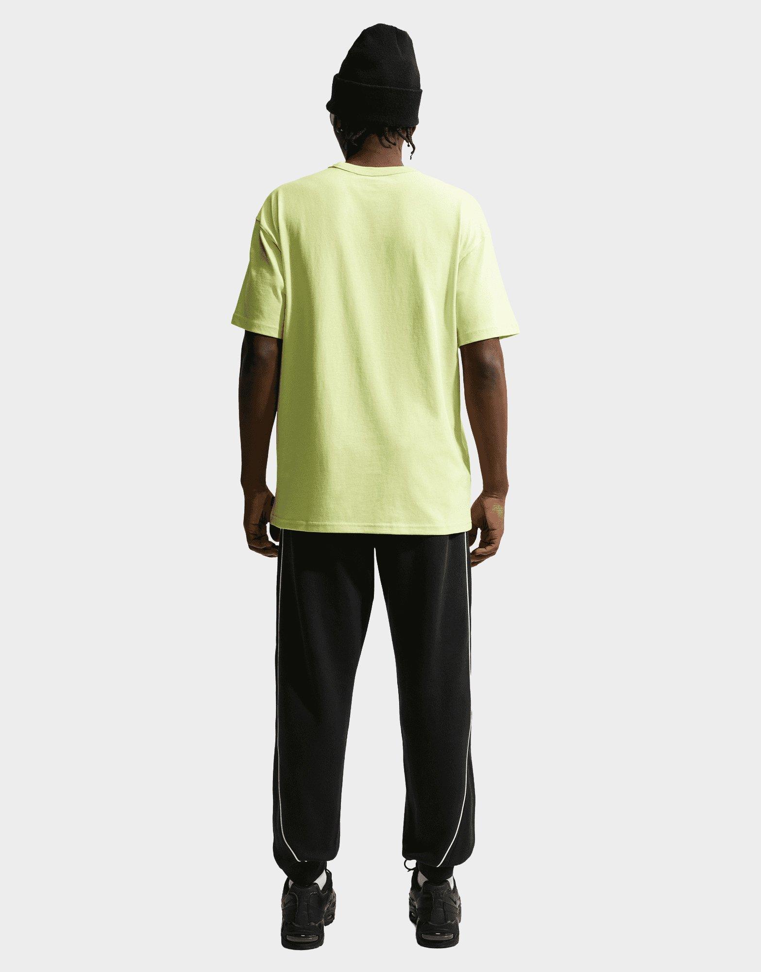 Nike Club Oversized T-Shirt