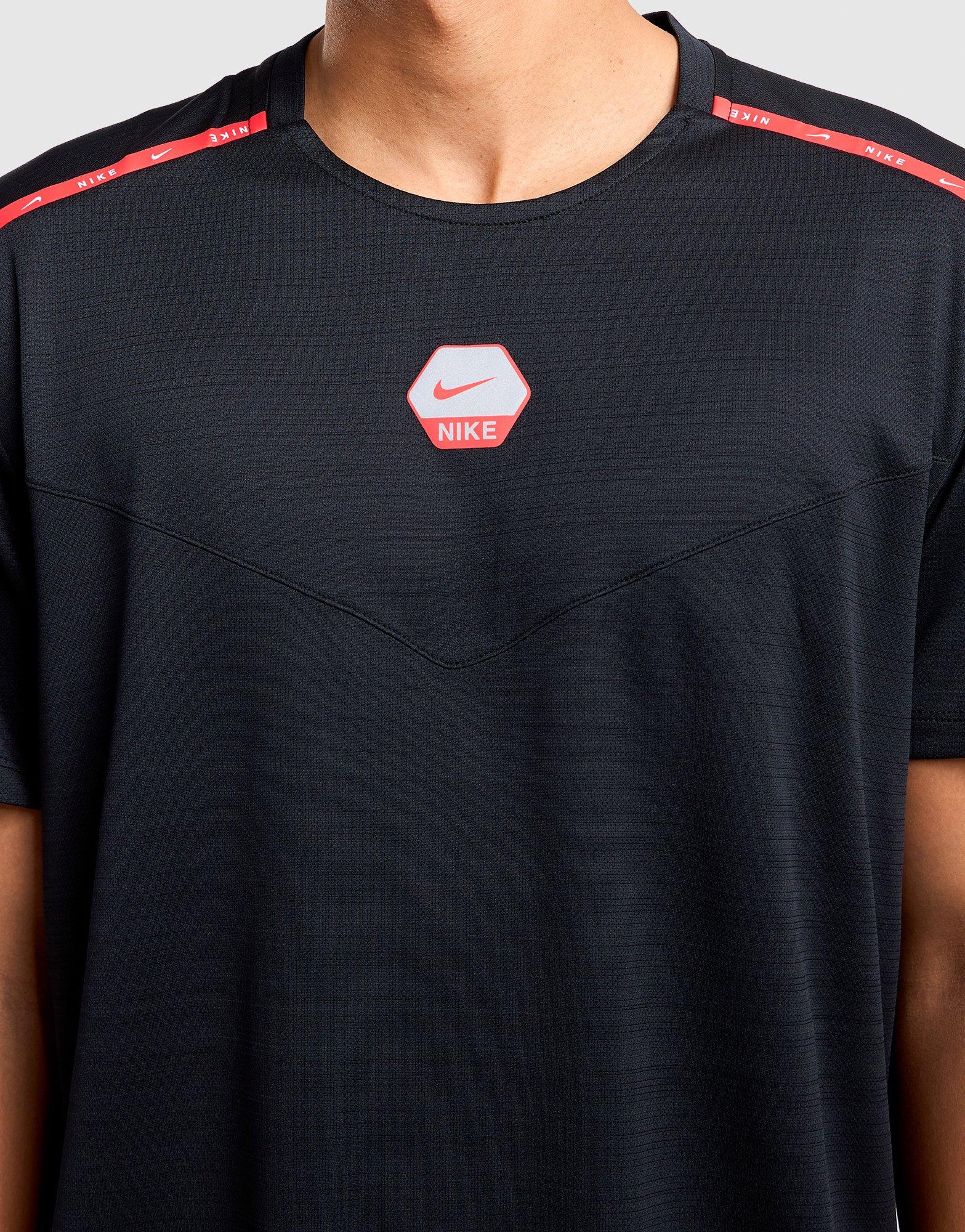 Nike Tape Training T-Shirt