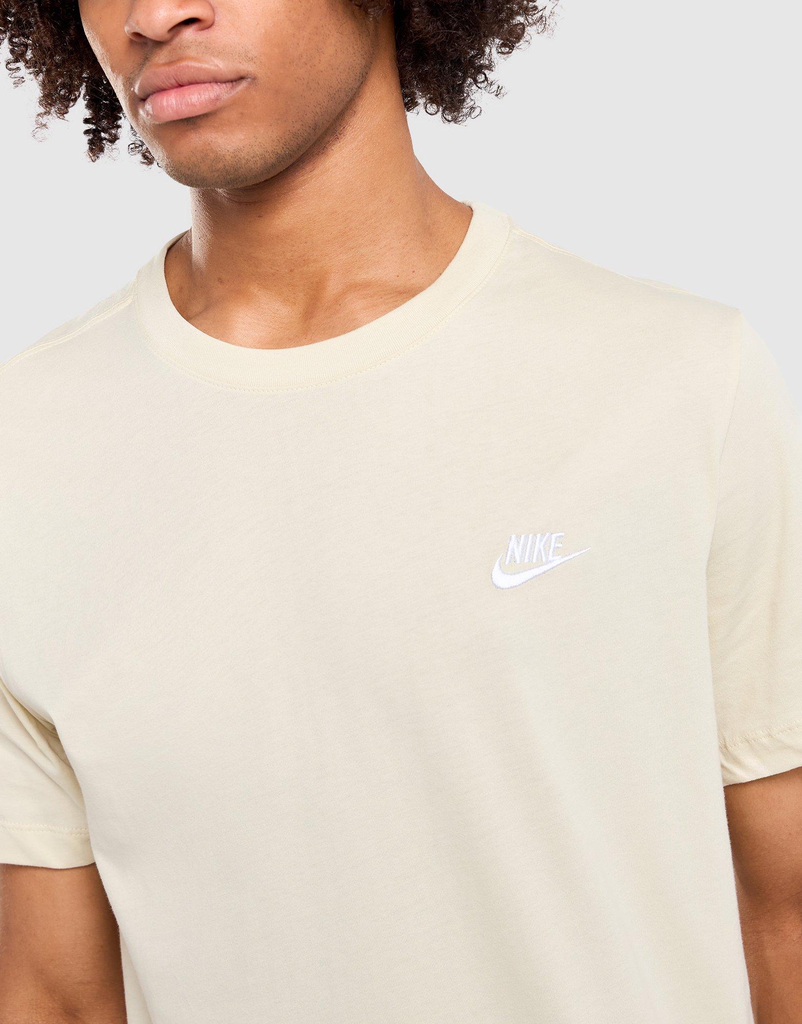 Nike Club T-Shirt