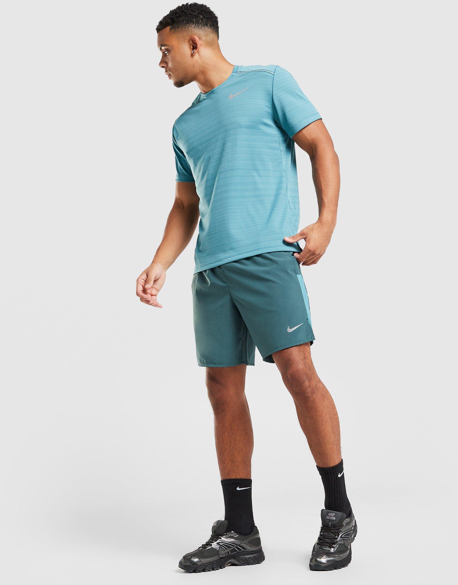 Nike Woven Challenger Shorts