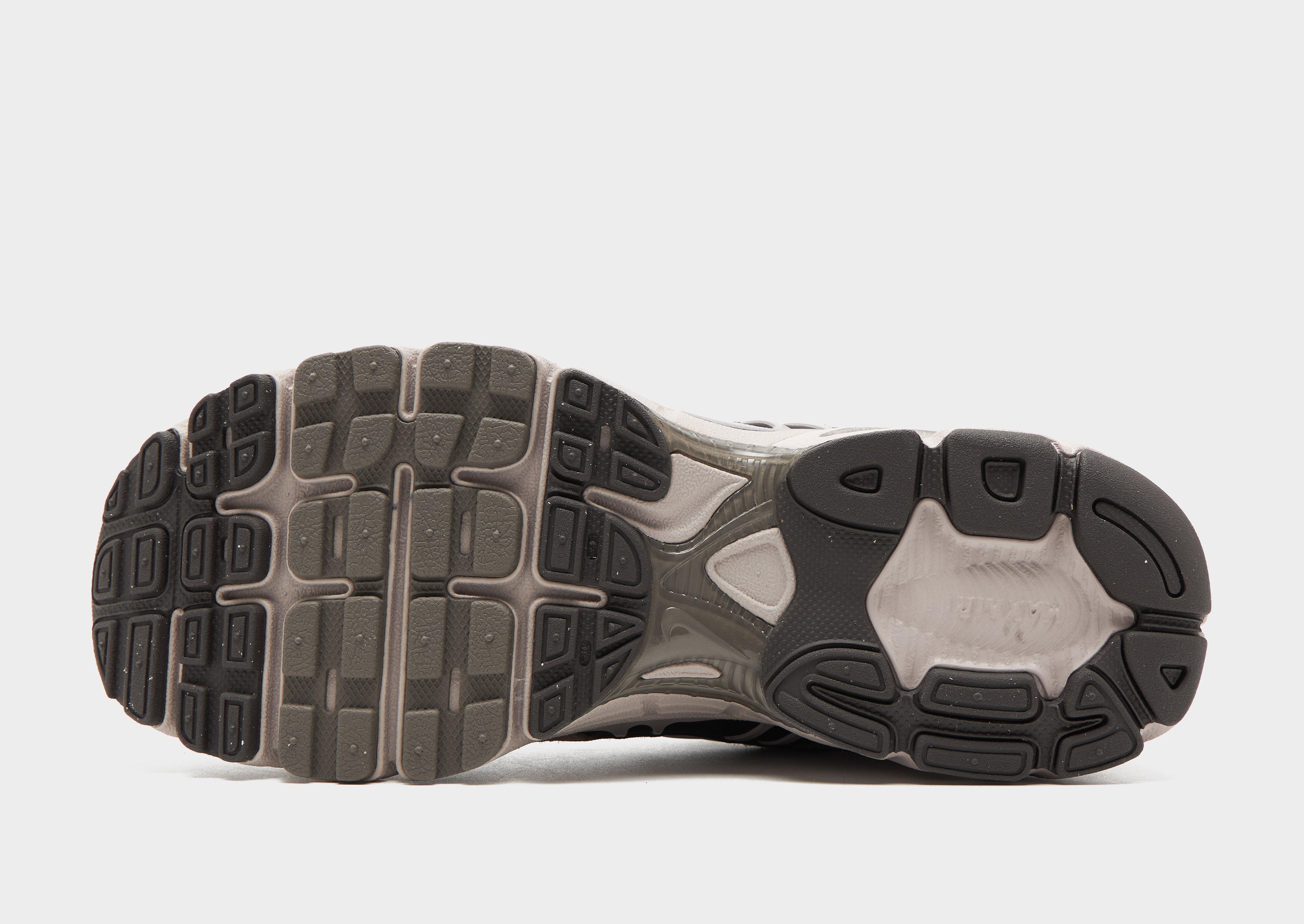 Nike Air Max Moto 2K