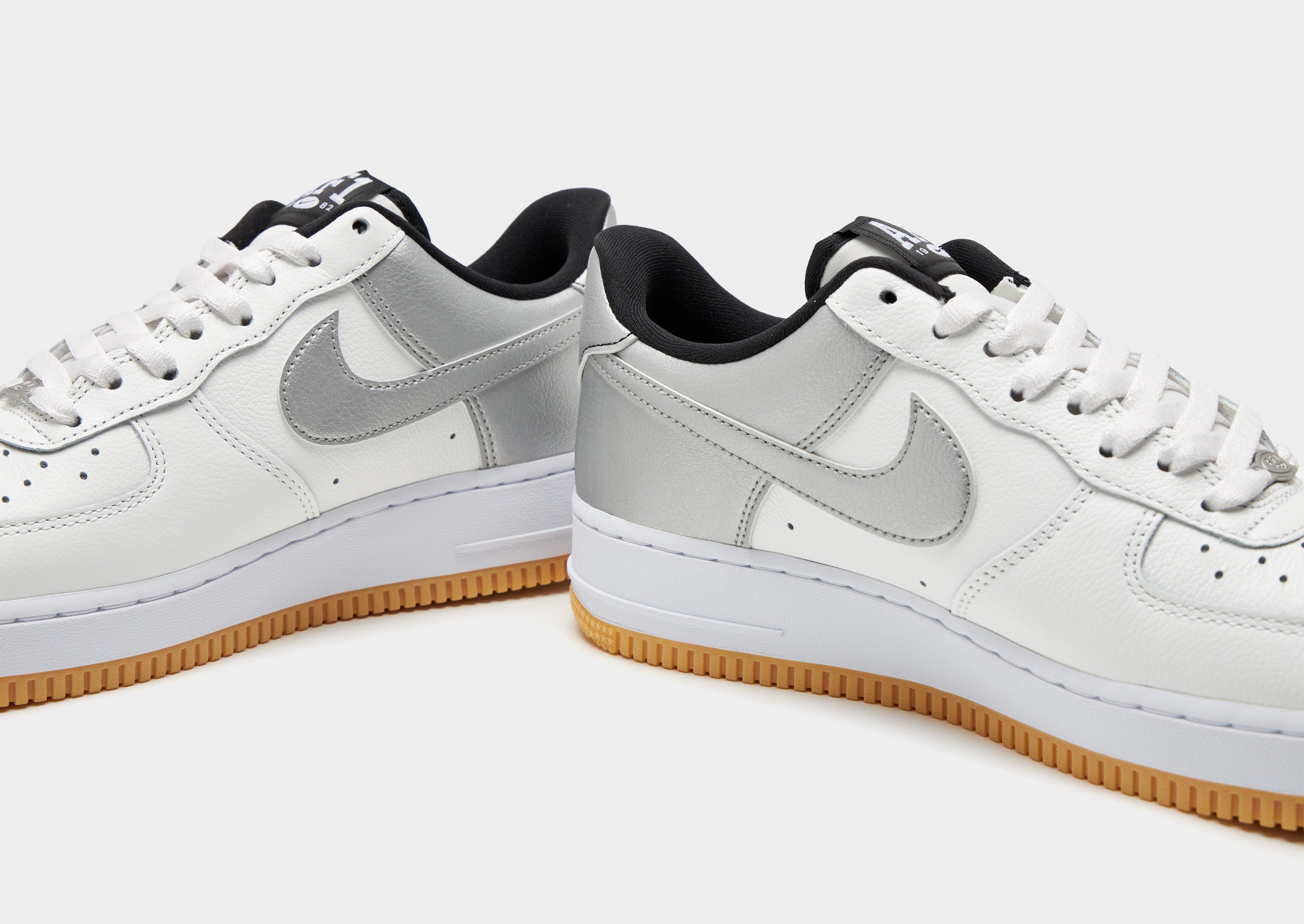 Nike Air Force 1 Low LV8