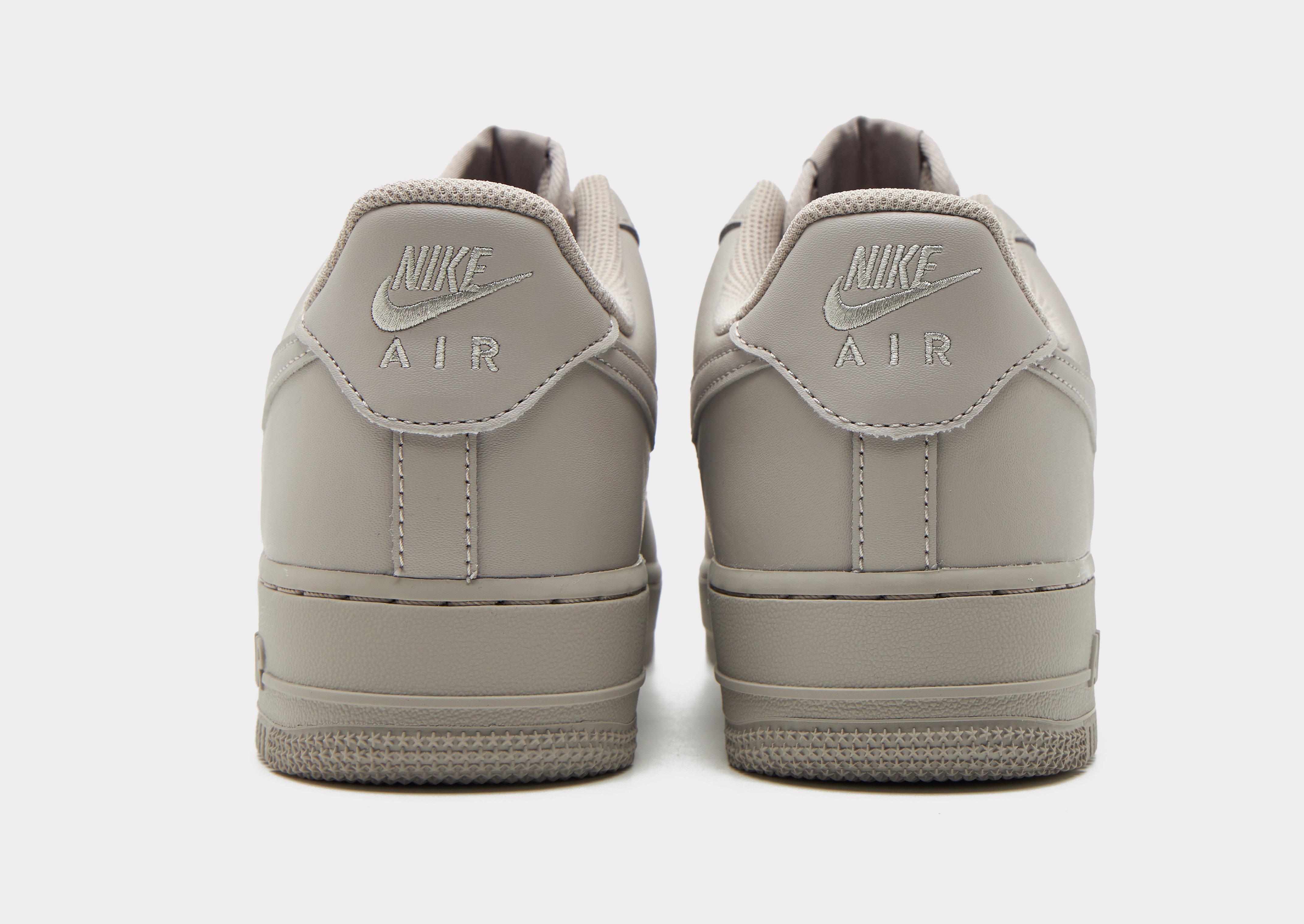 Nike Air Force 1 '07