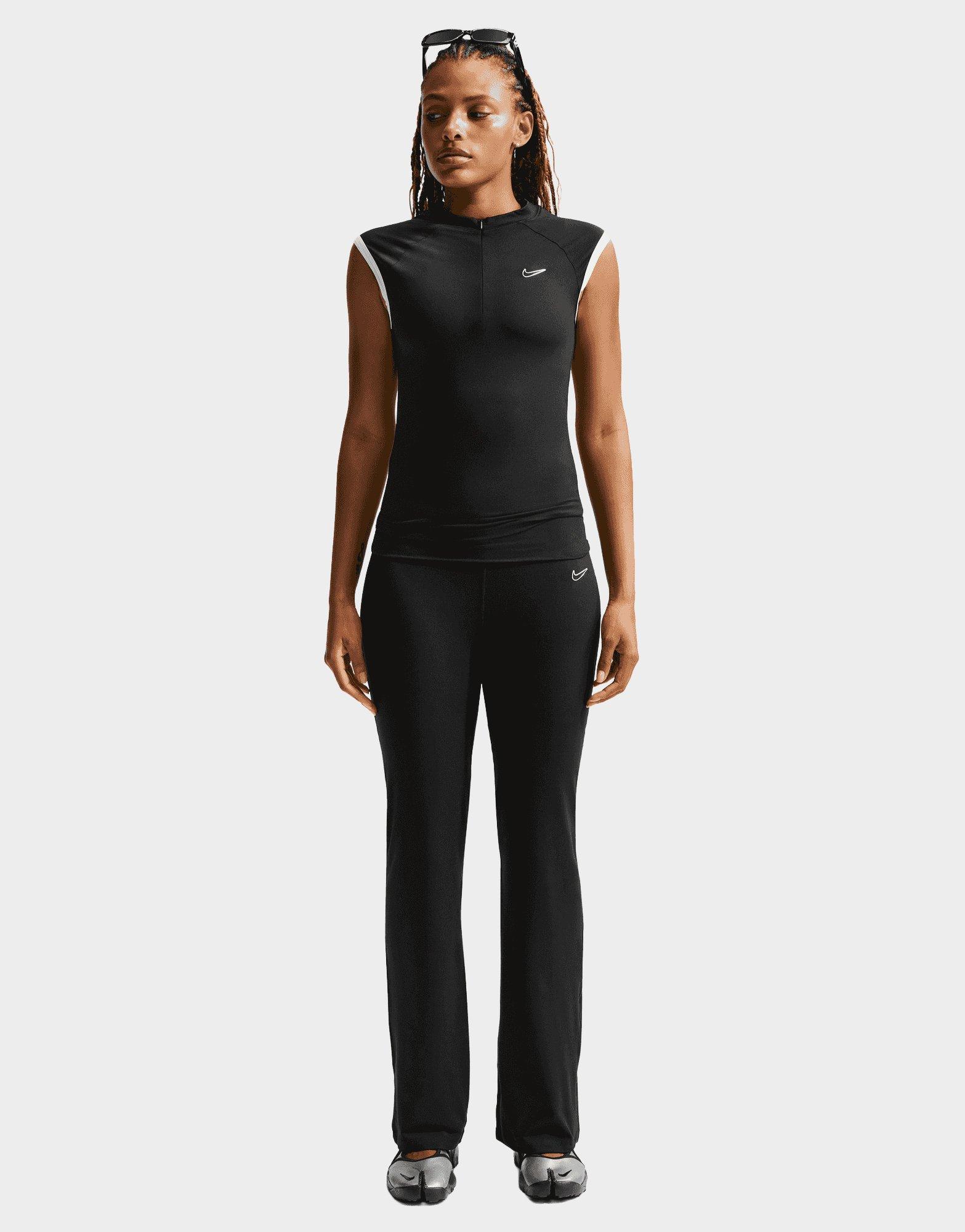 Nike Club Dri-FIT Flare Leggings
