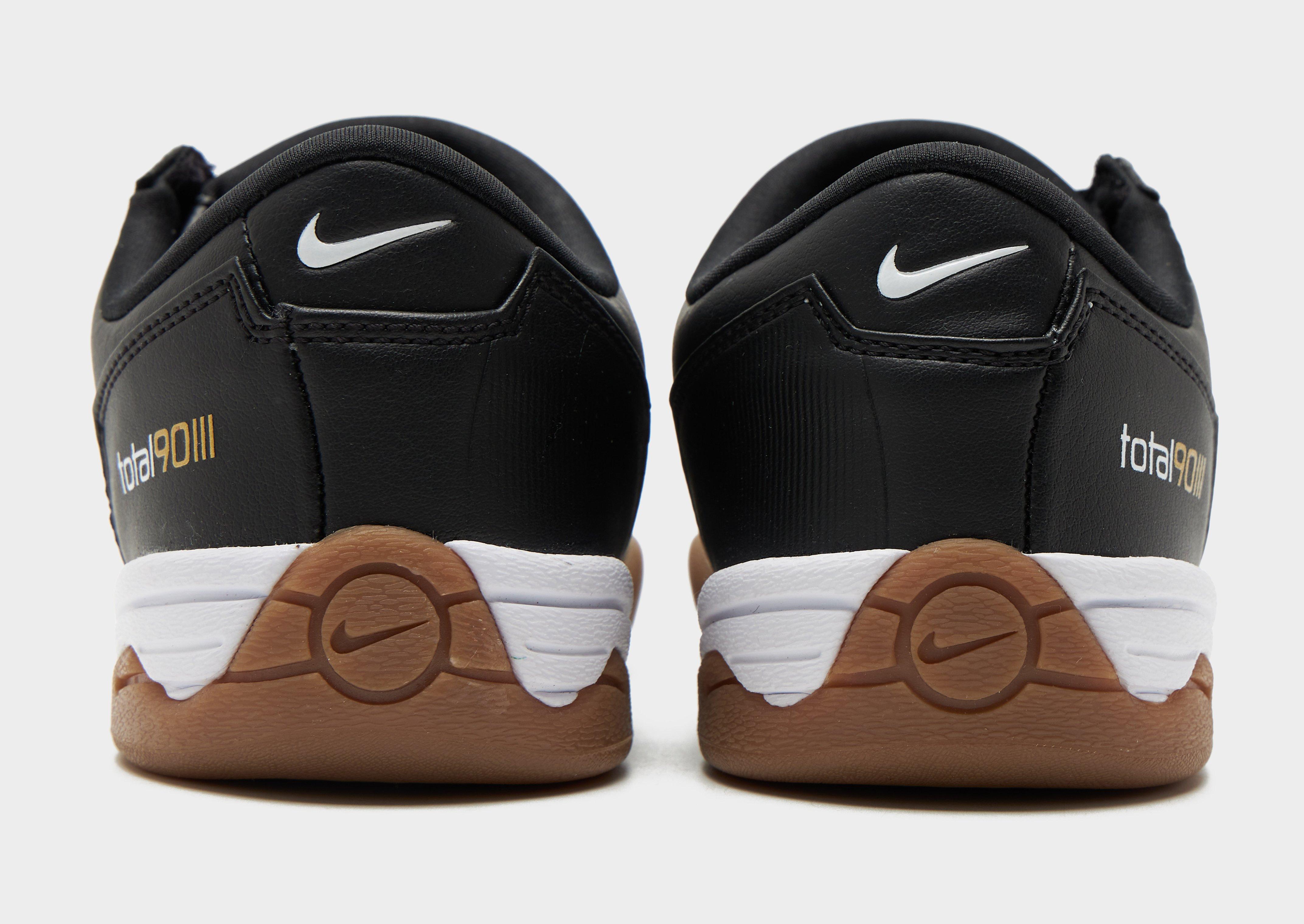 Nike Total 90 Women's