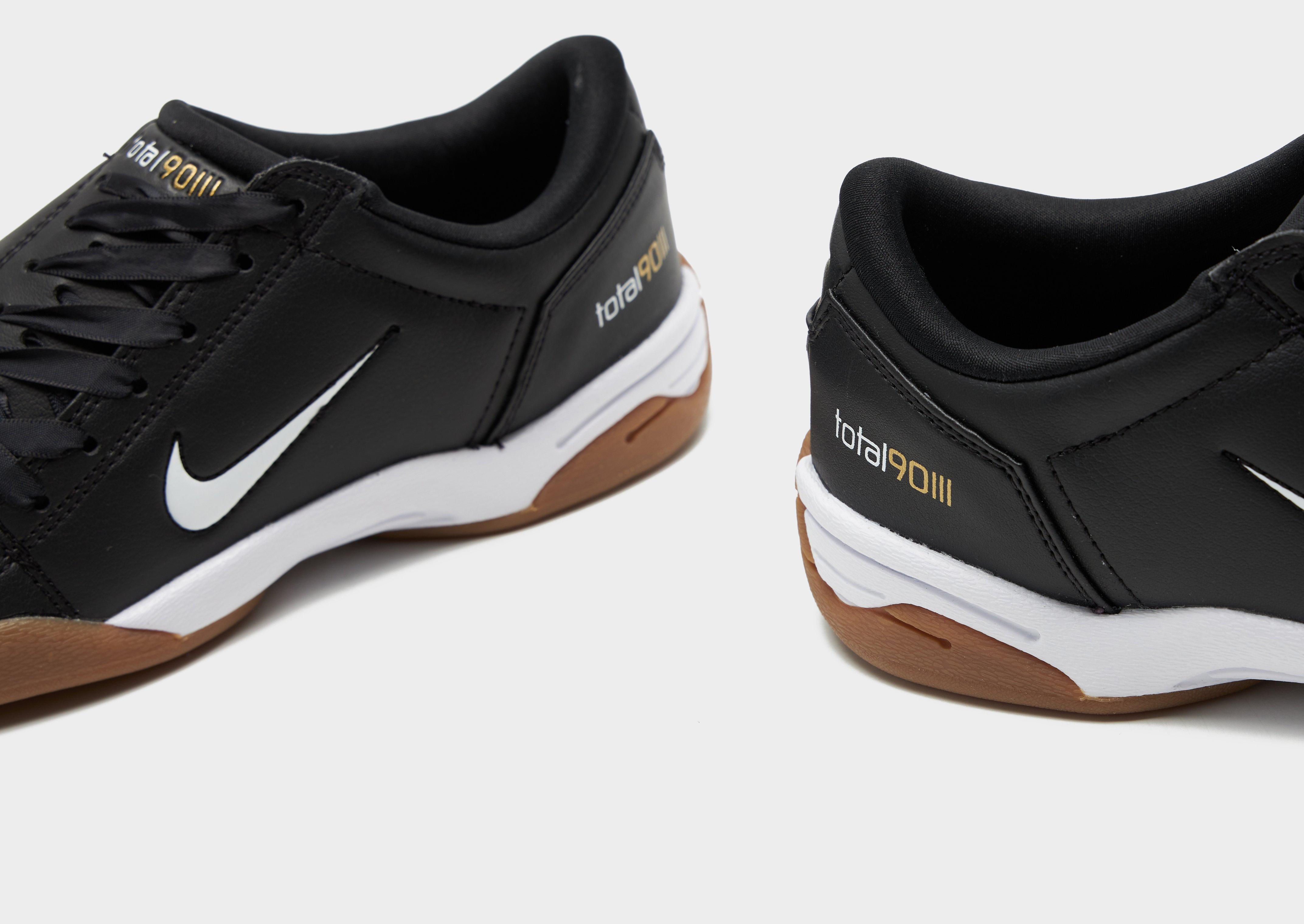 Nike Total 90 Women's