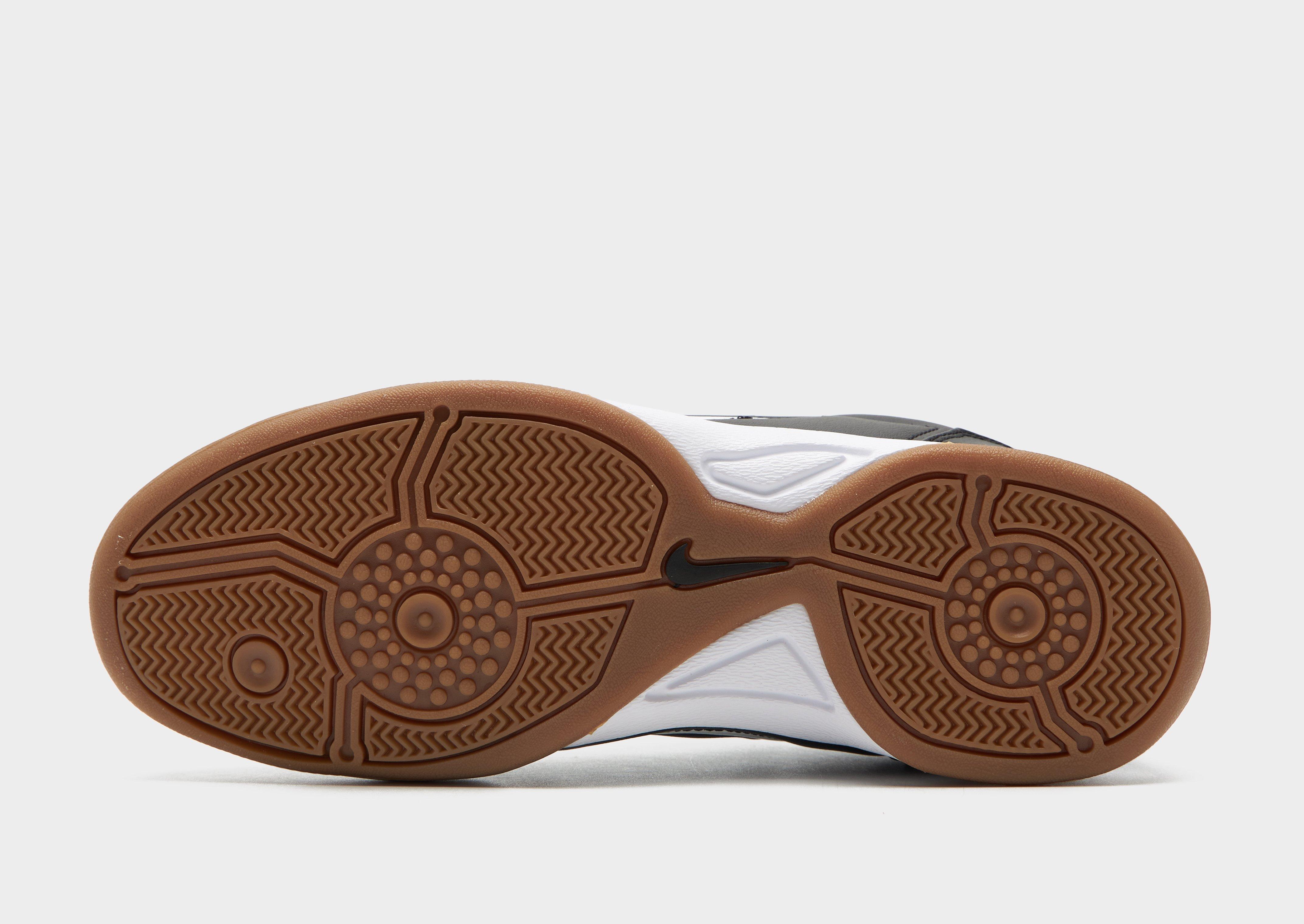 Nike Total 90 Women's