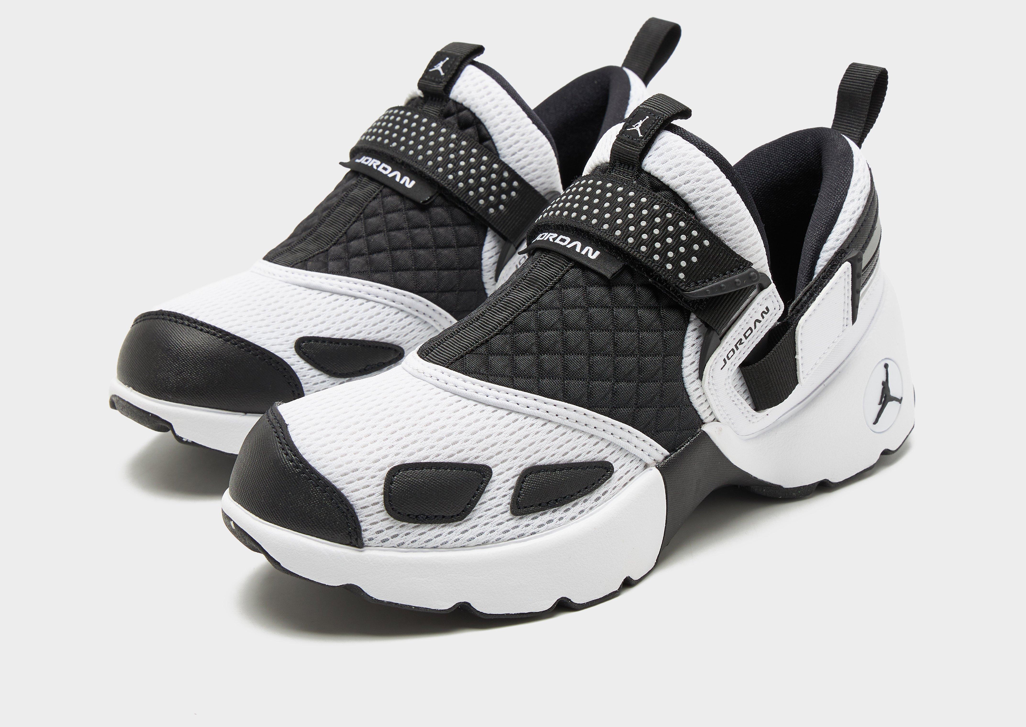 Jordan Trunner LX Women's