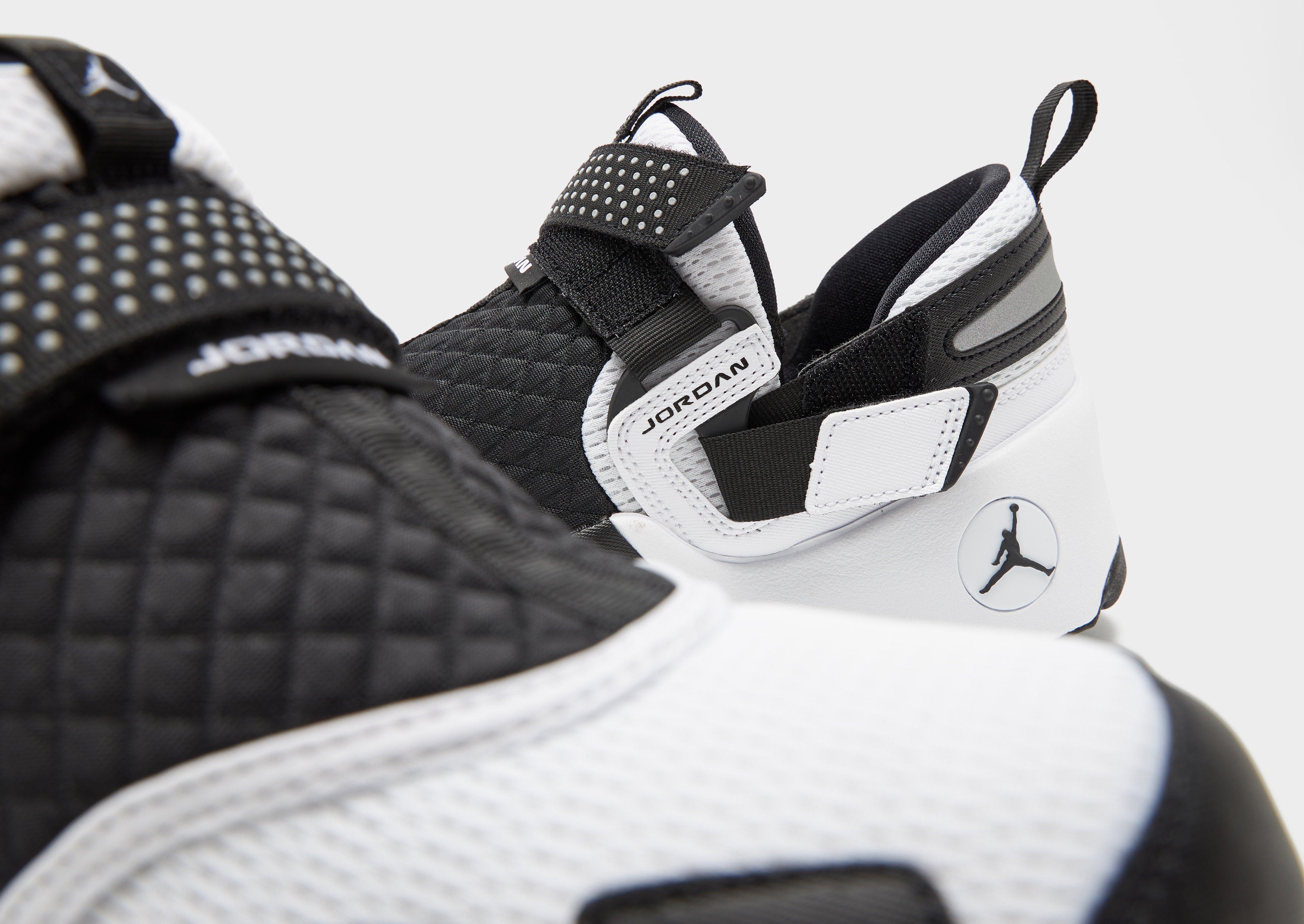 Jordan Trunner LX Women's