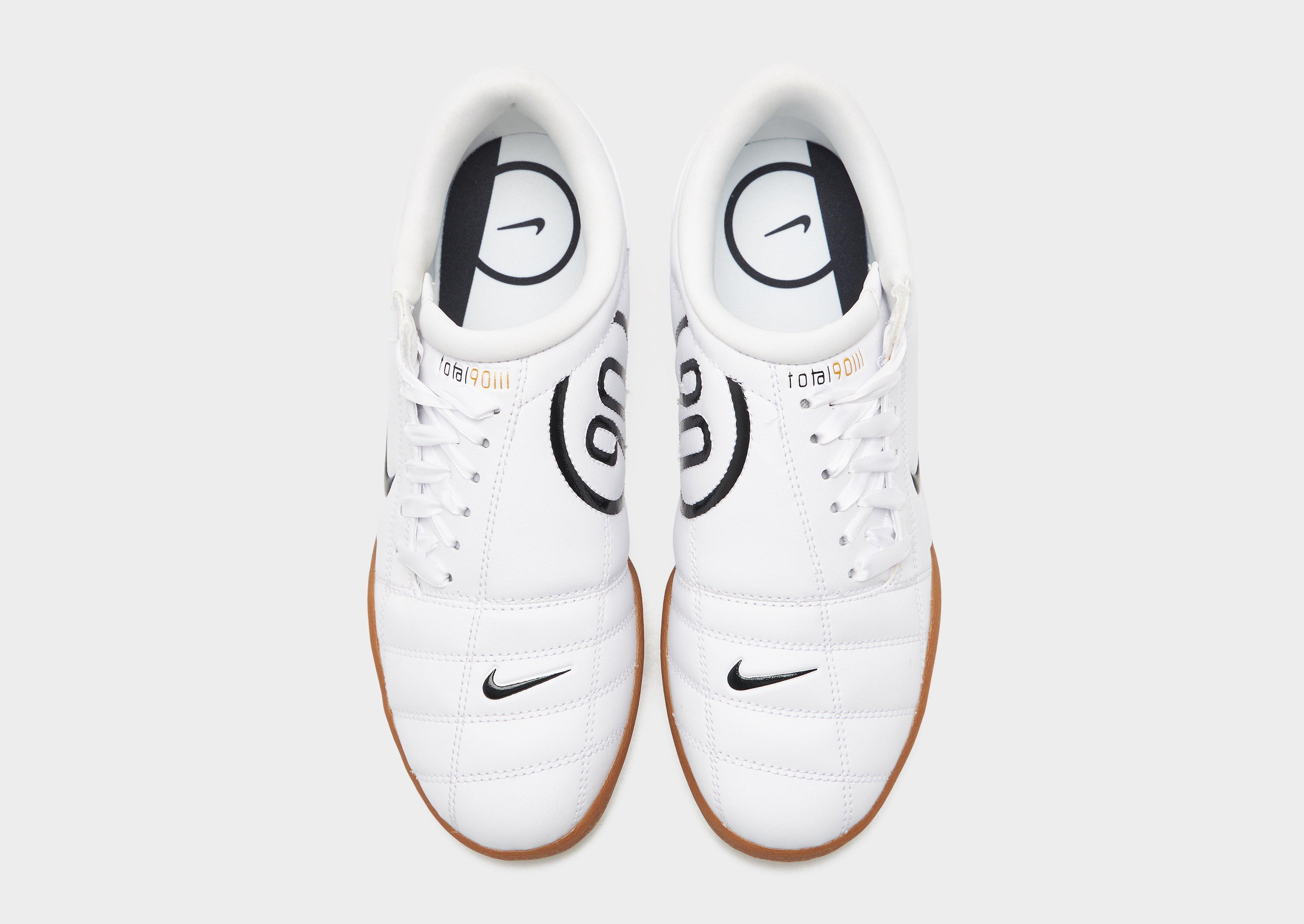 Nike Total 90 Women's