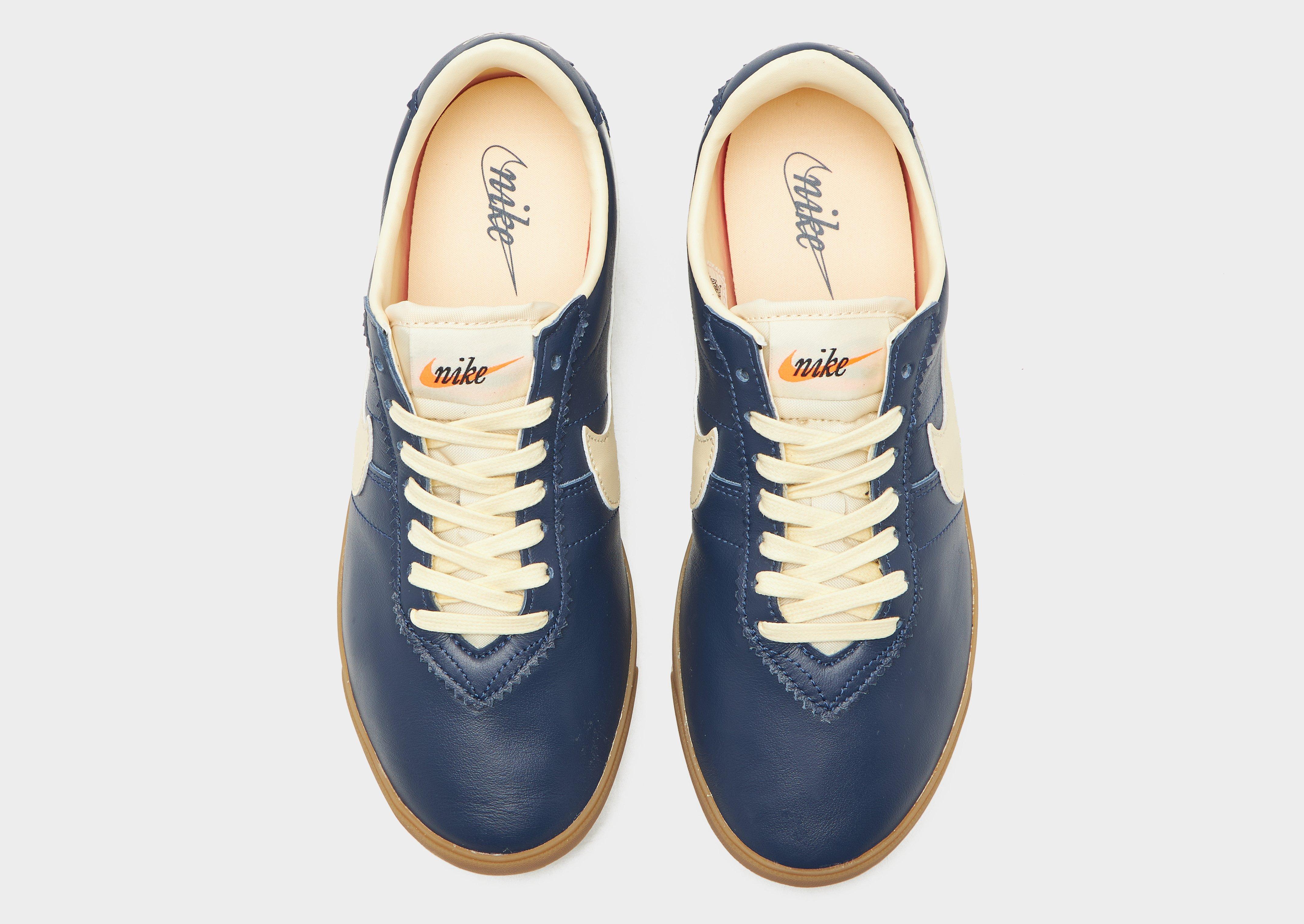 Nike Astrograbber Leather Women's