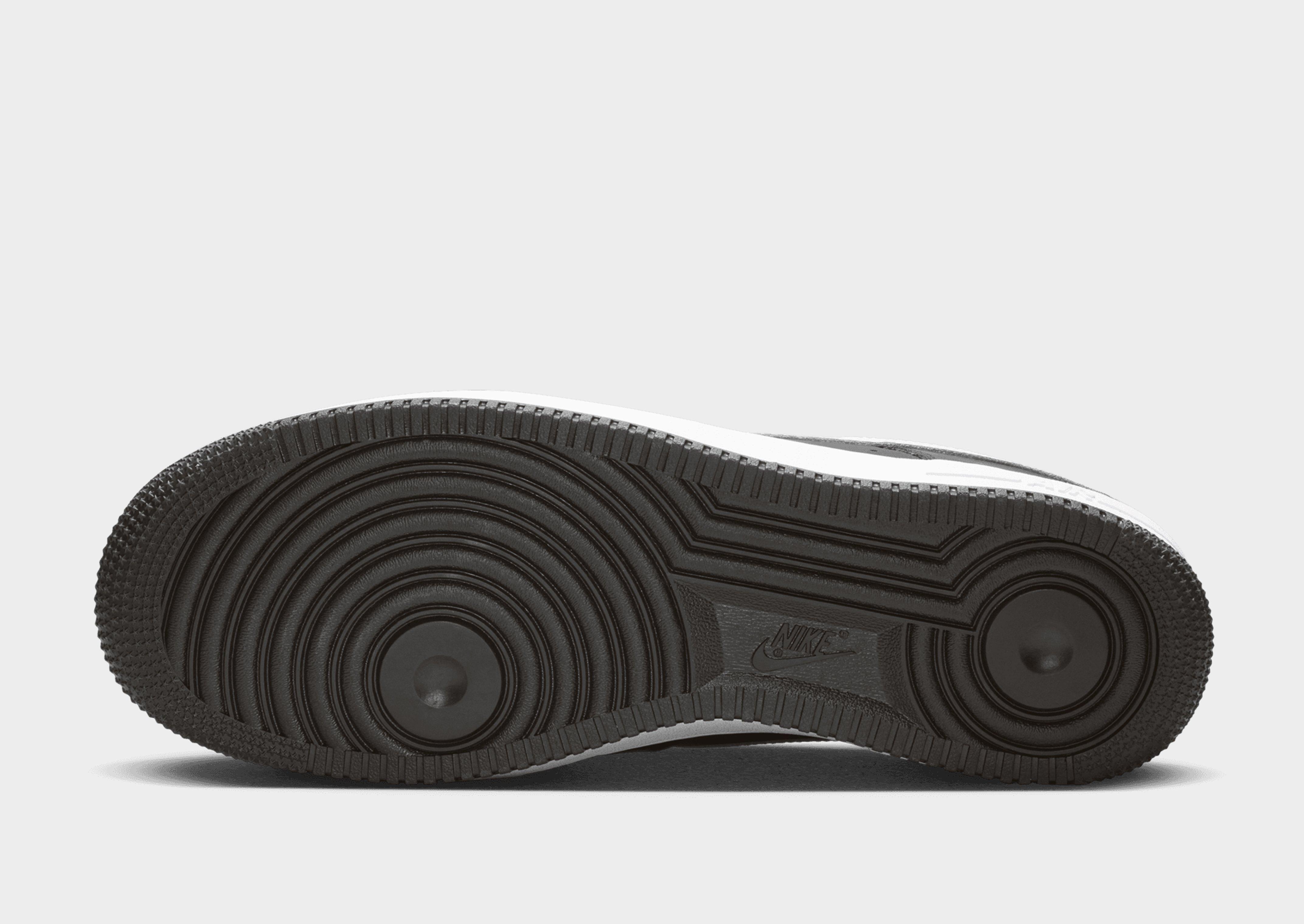 Nike Air Force 1 Low Essential