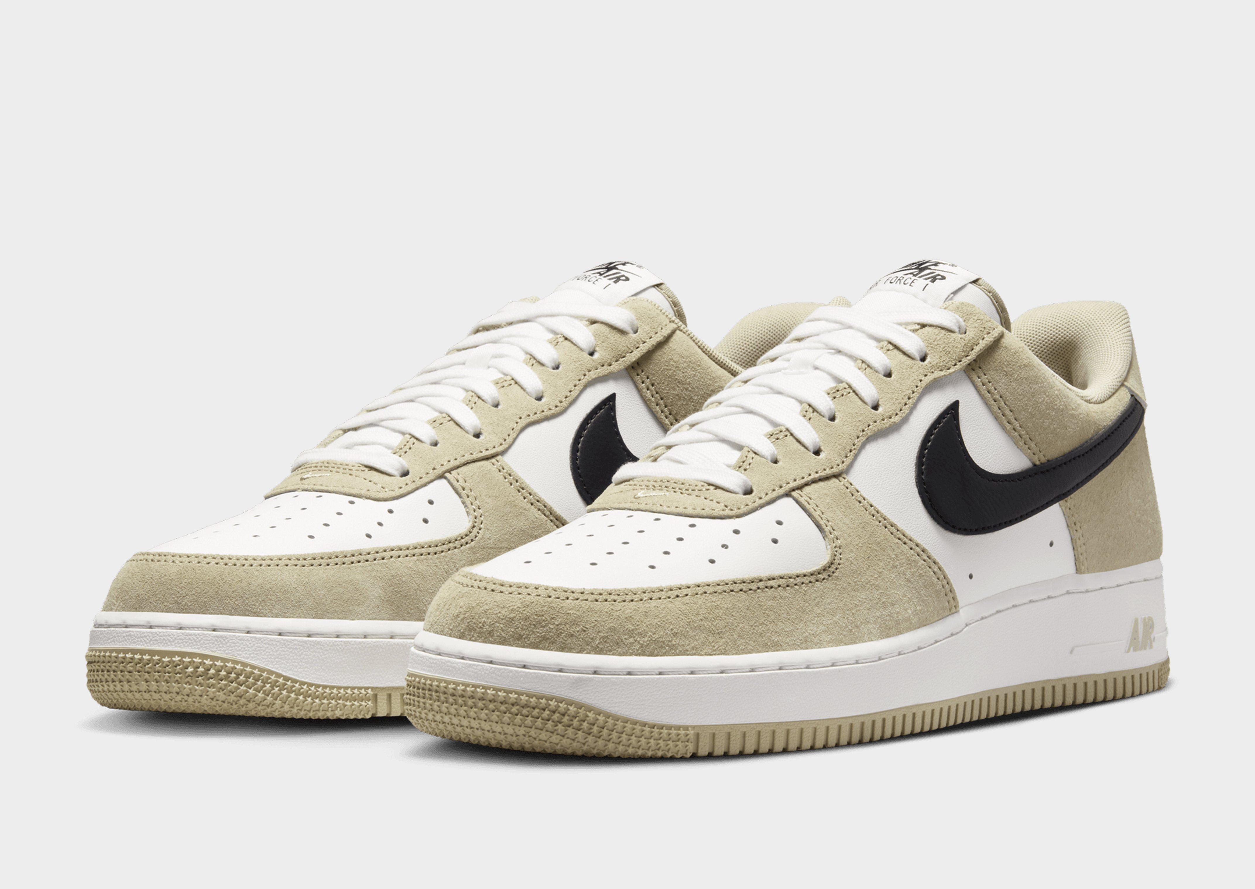 Nike Air Force 1 Low LV8
