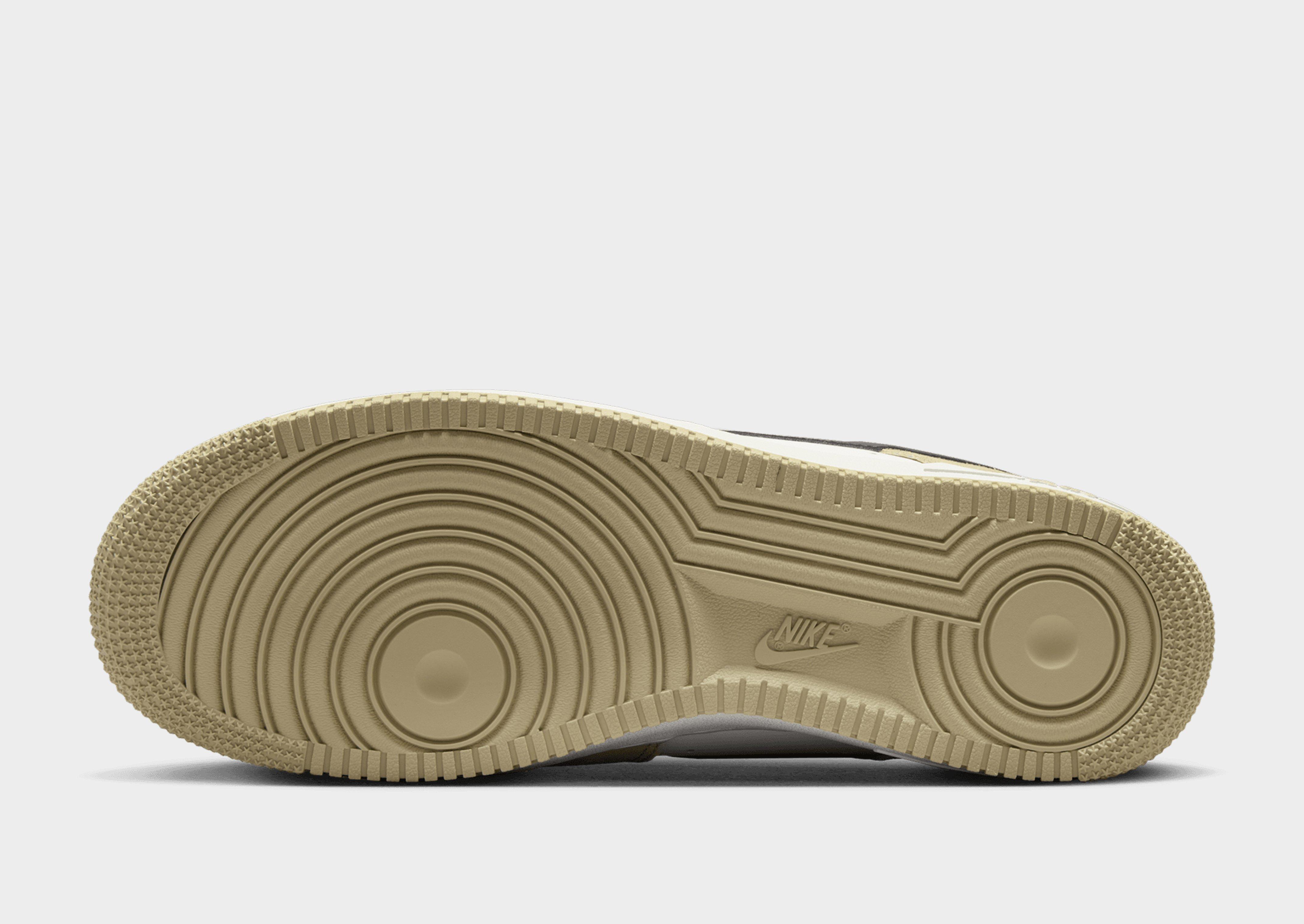 Nike Air Force 1 Low LV8