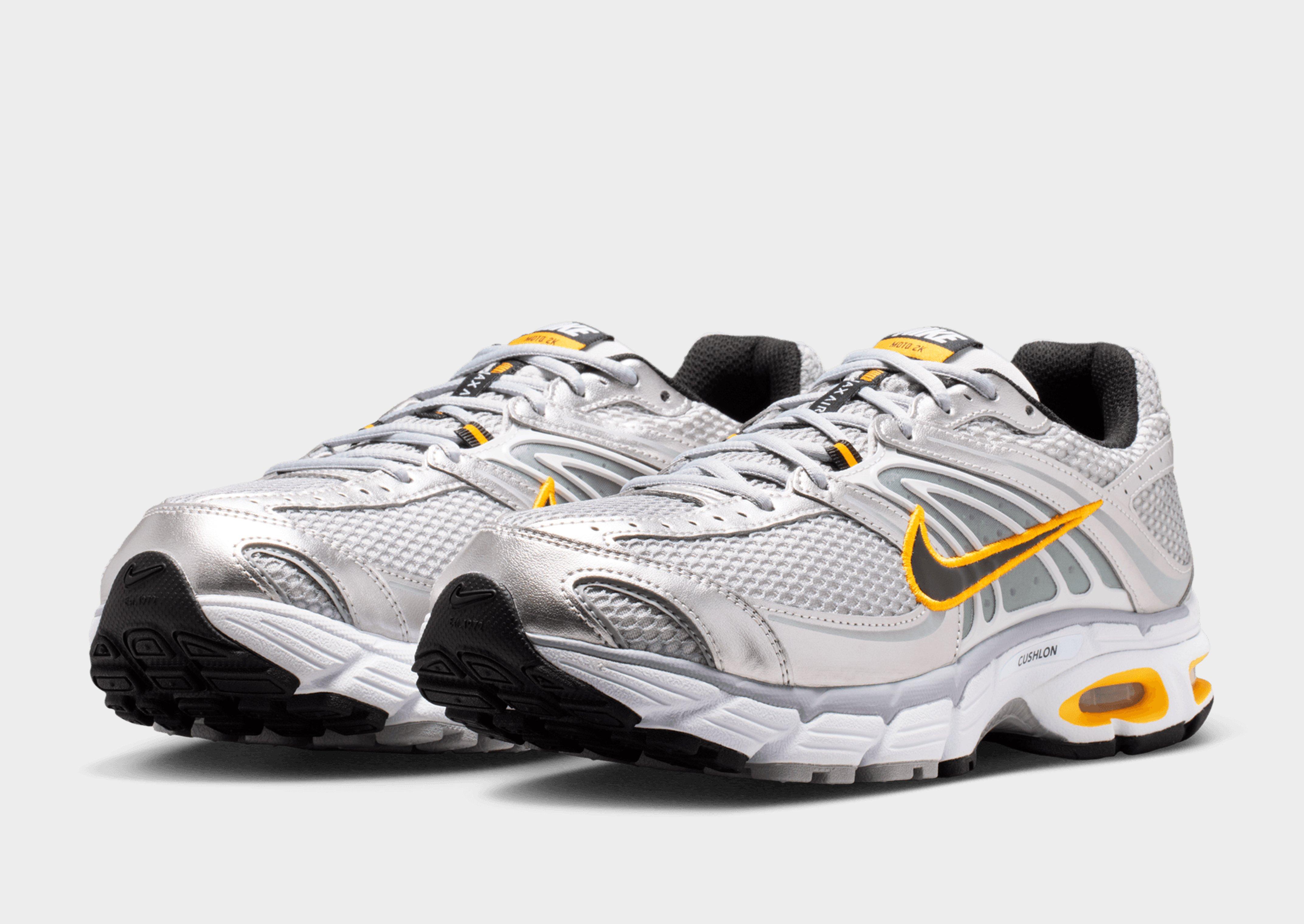 Nike Air Max Moto 2K