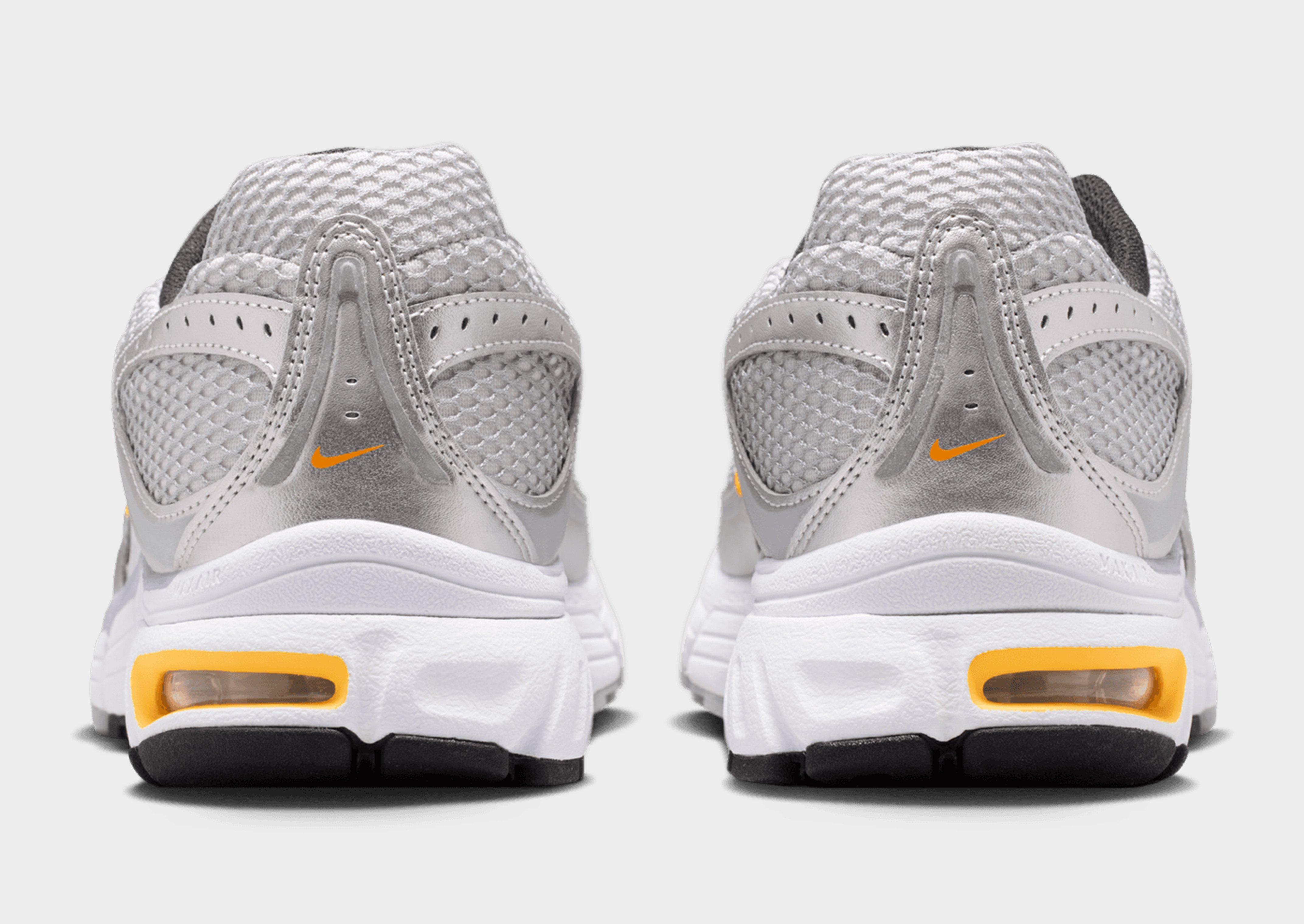 Nike Air Max Moto 2K