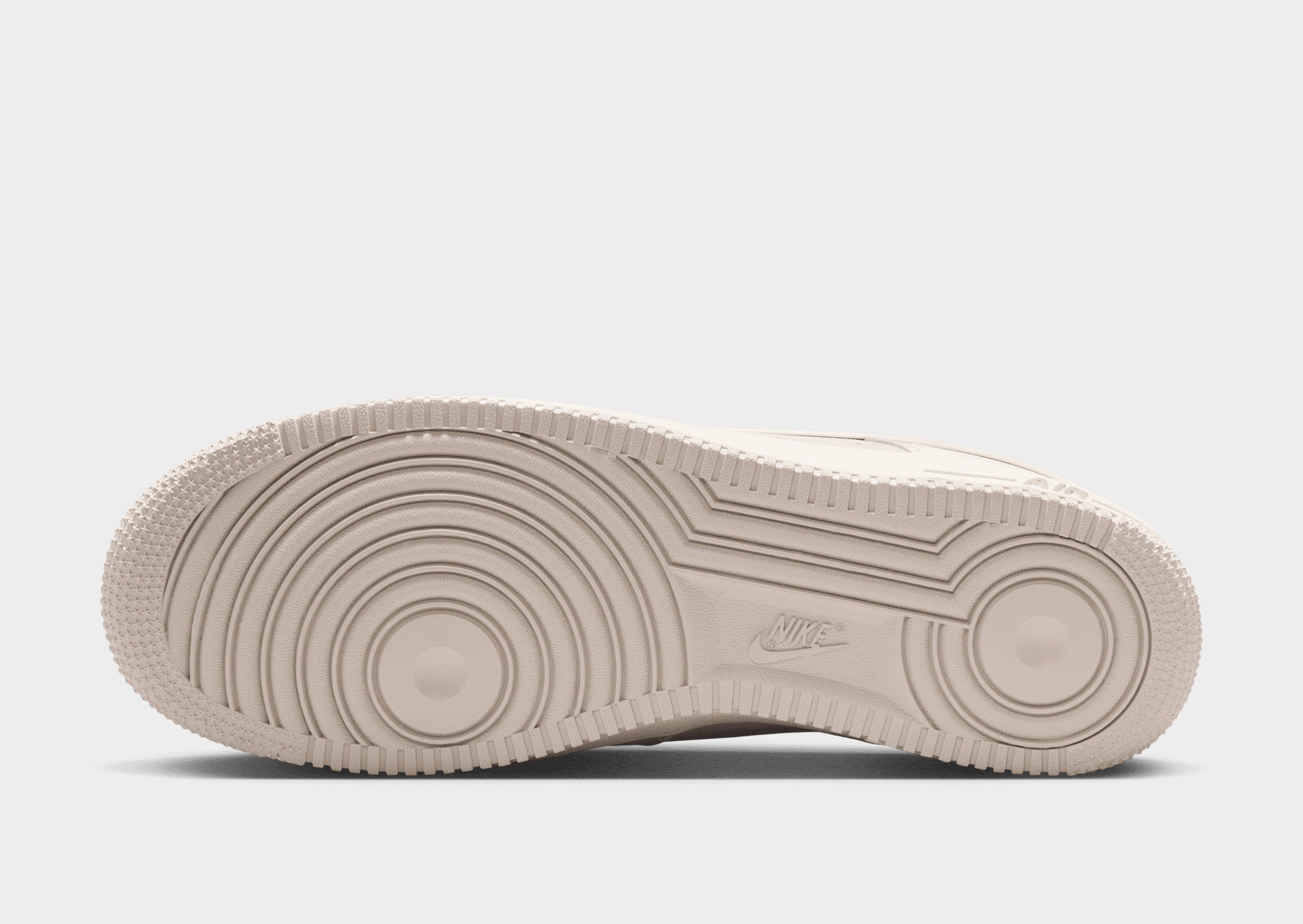 Nike Air Force 1 Low LV8