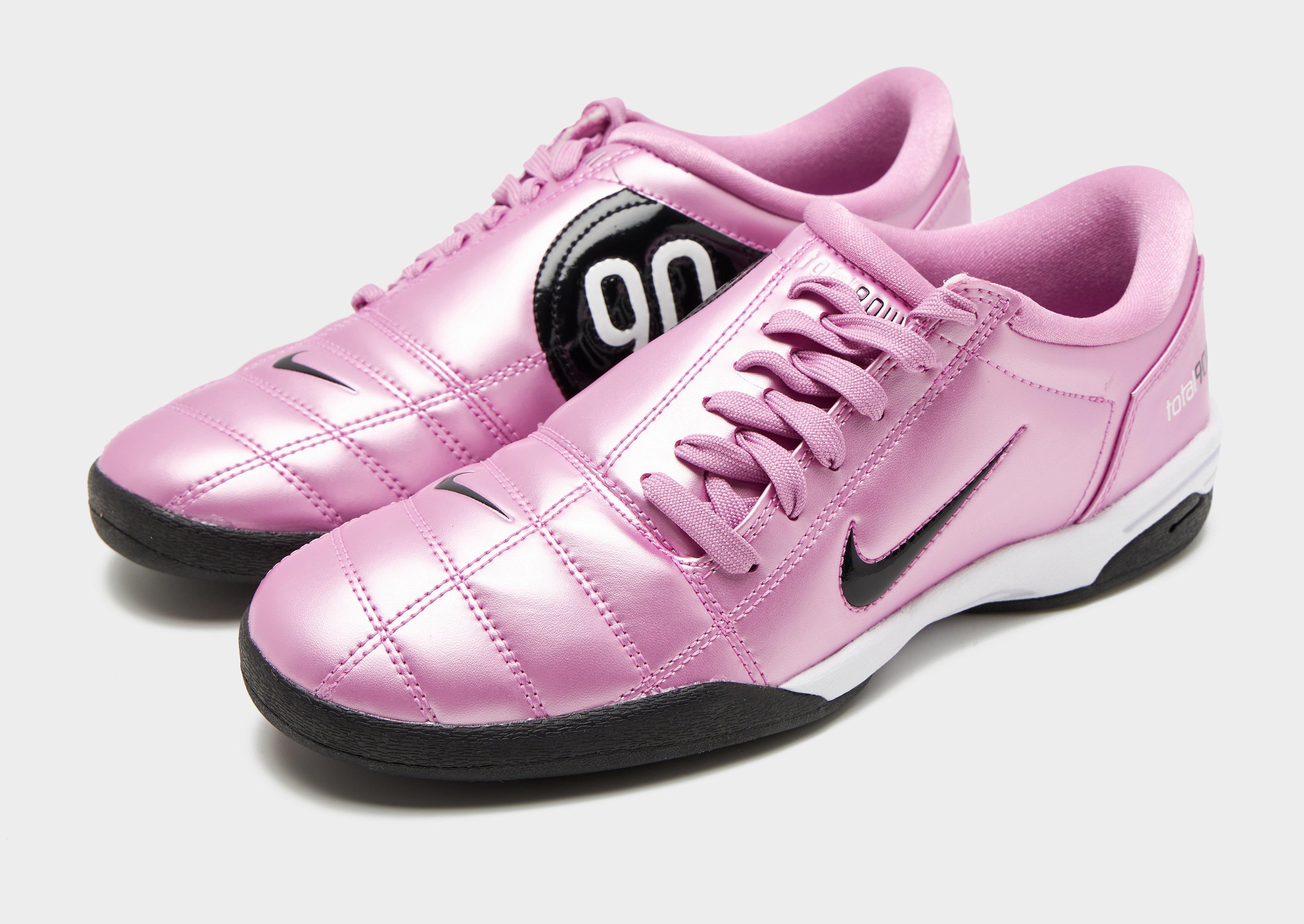Nike Total 90 Women's