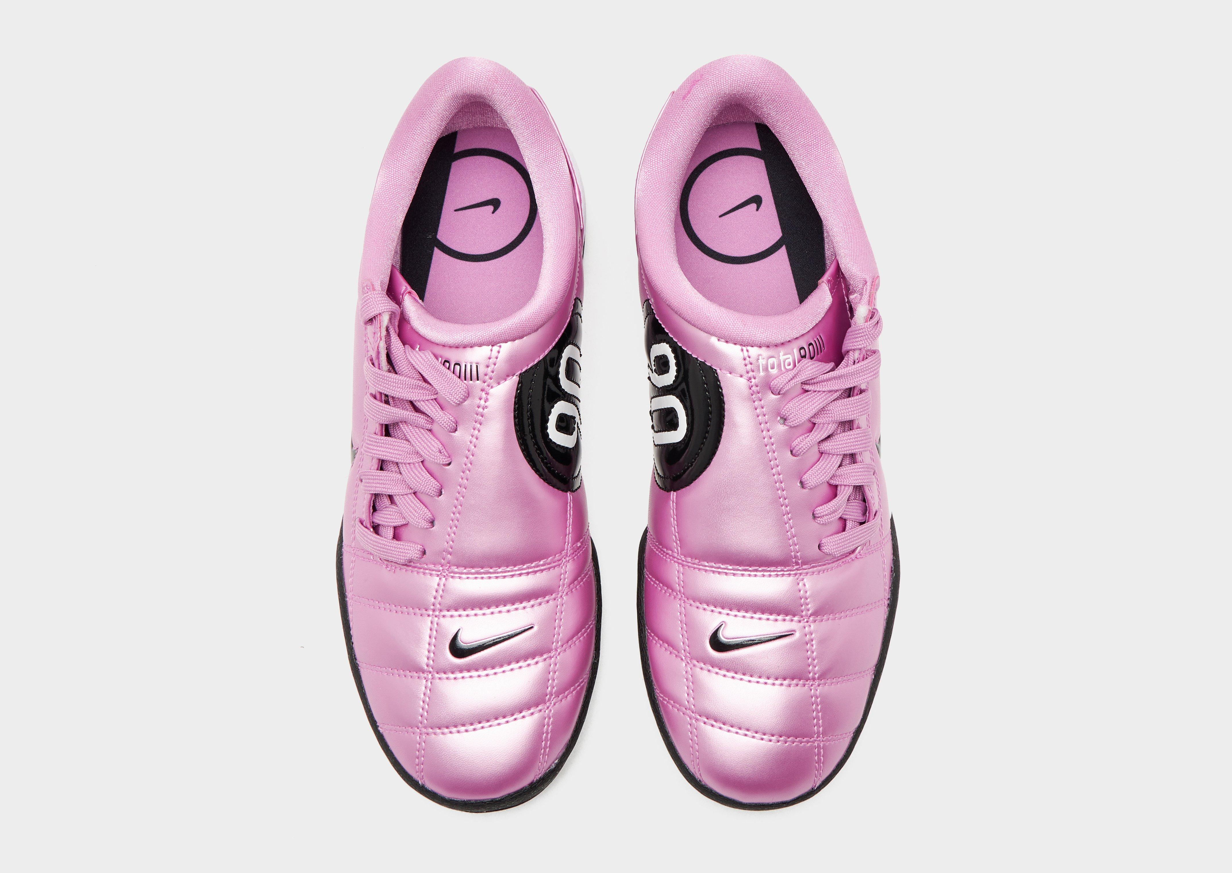 Nike Total 90 Women's