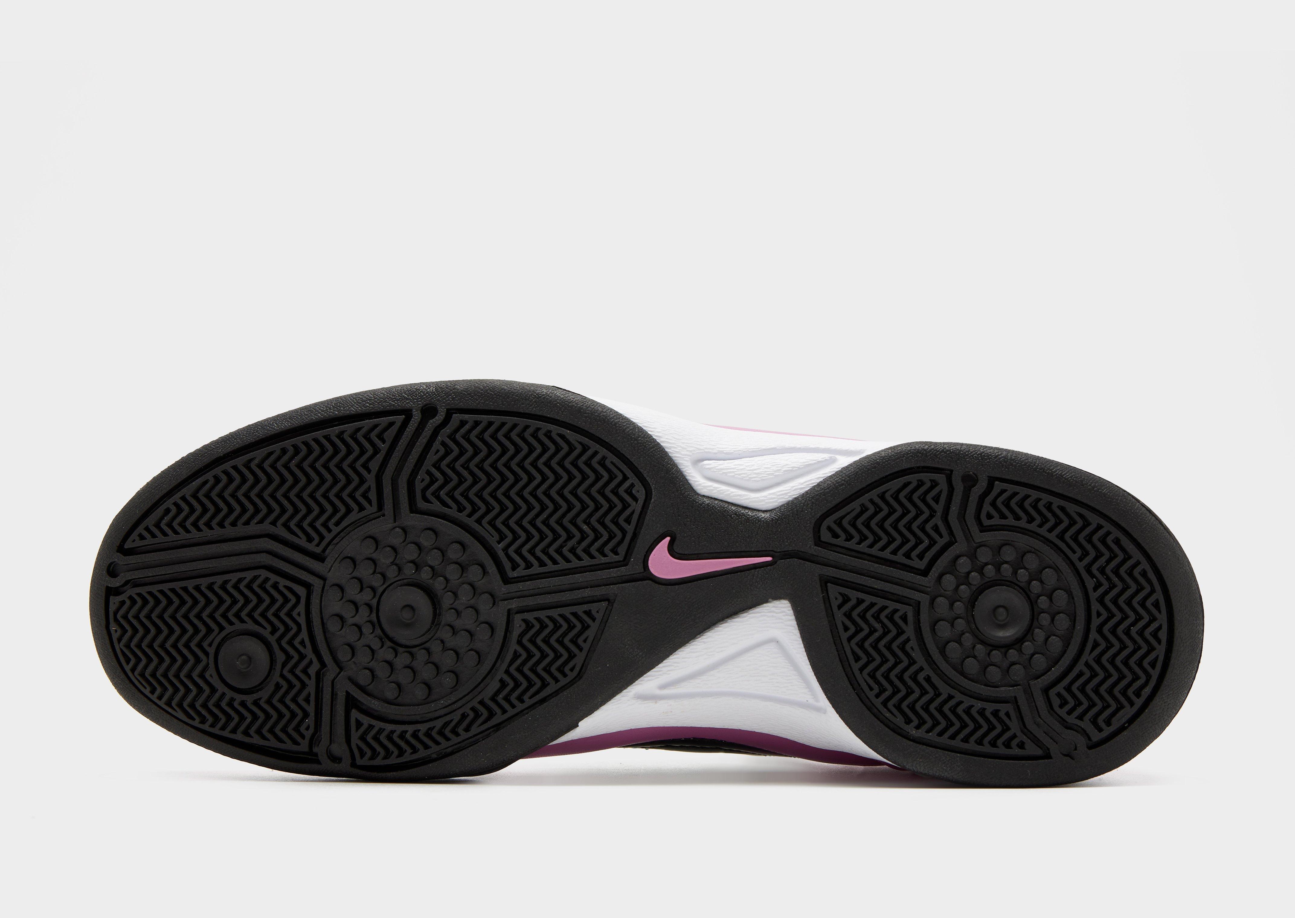 Nike Total 90 Women's