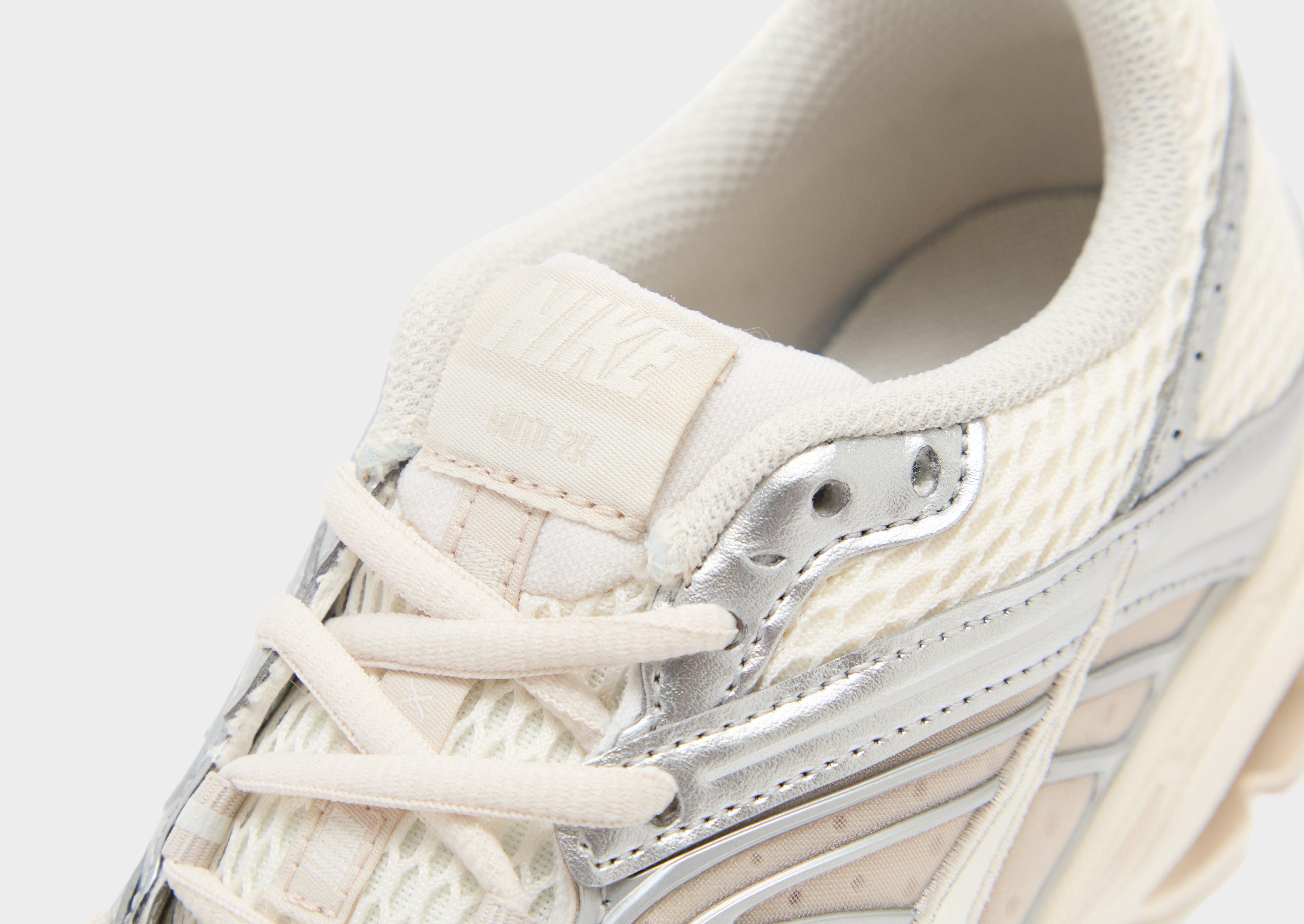 Nike Air Max Moto 2K Women's