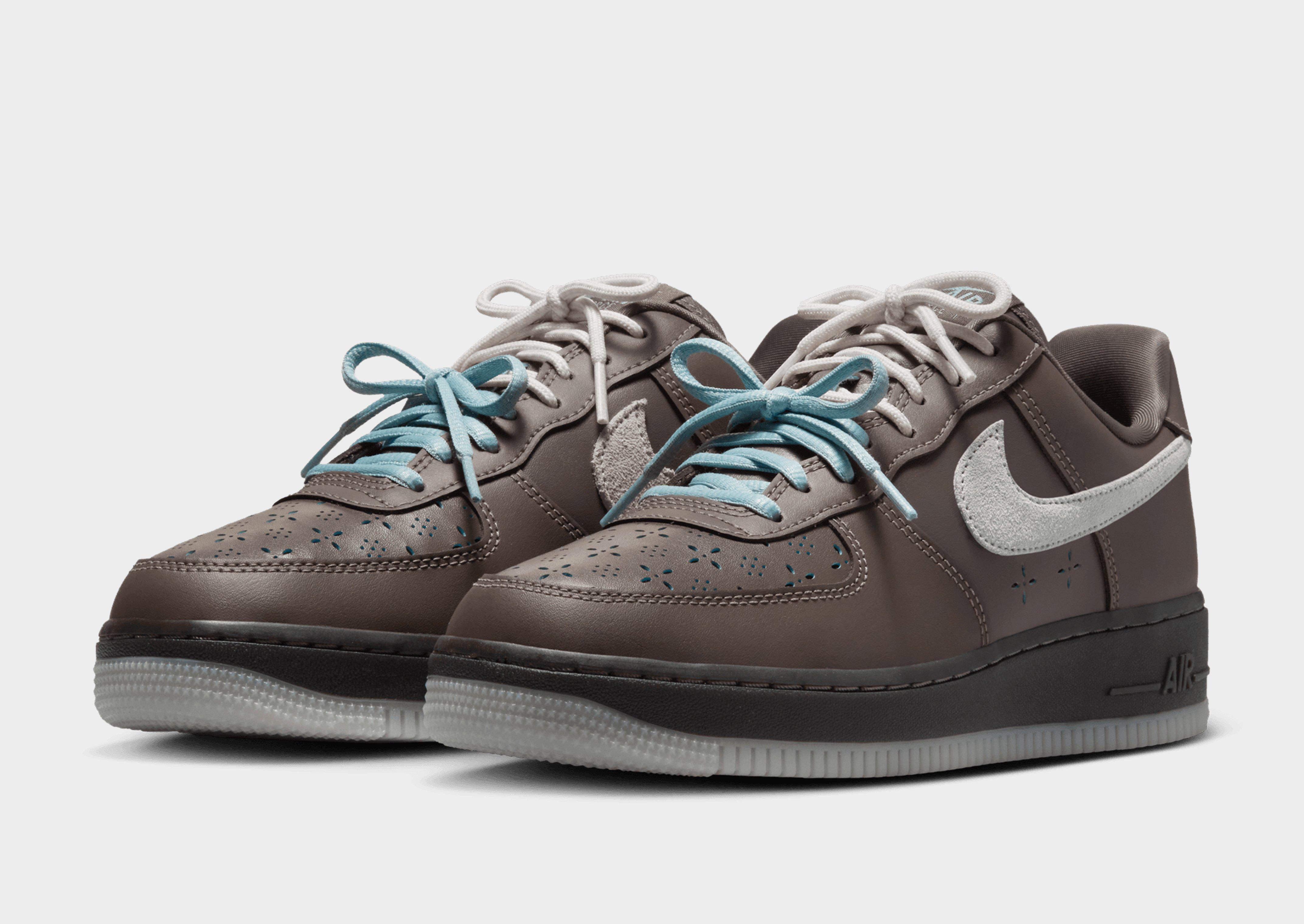 Nike Air Force 1 Low LV8 Women's