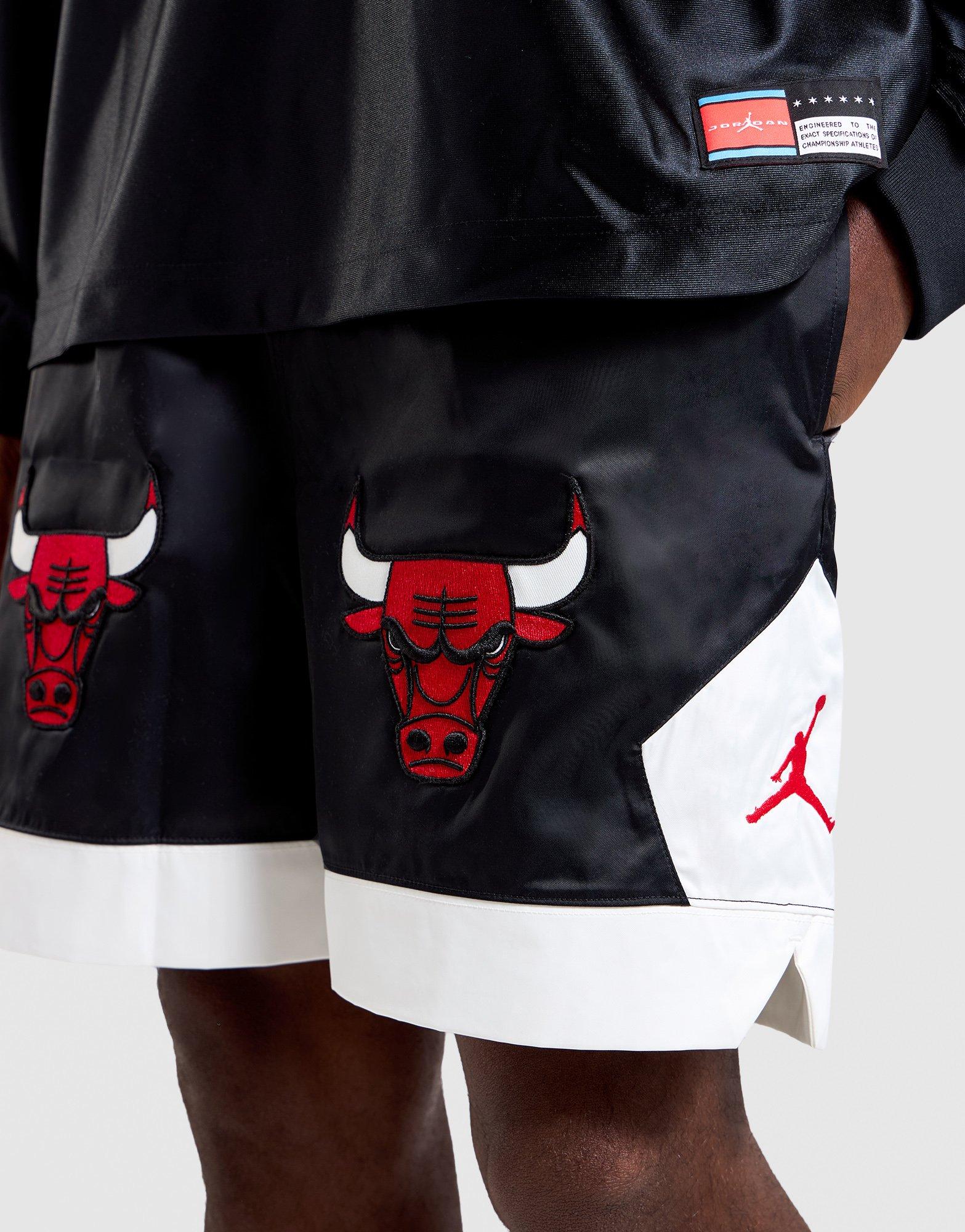 Black Jordan 'Chicago Bulls' Muay Thai Shorts - JD Sports Australia
