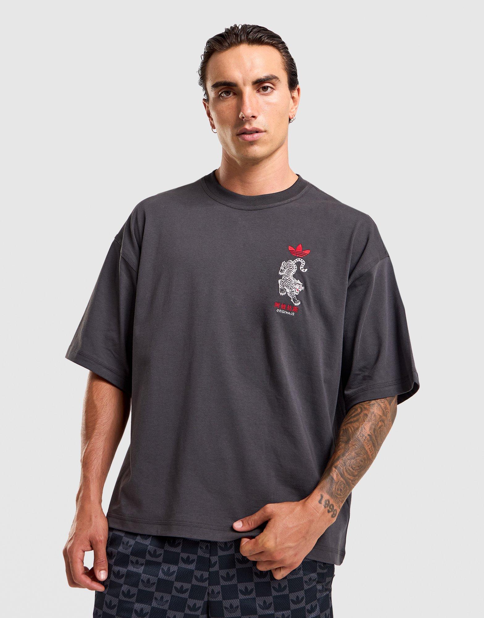 adidas Originals Tiger Graphic T-Shirt
