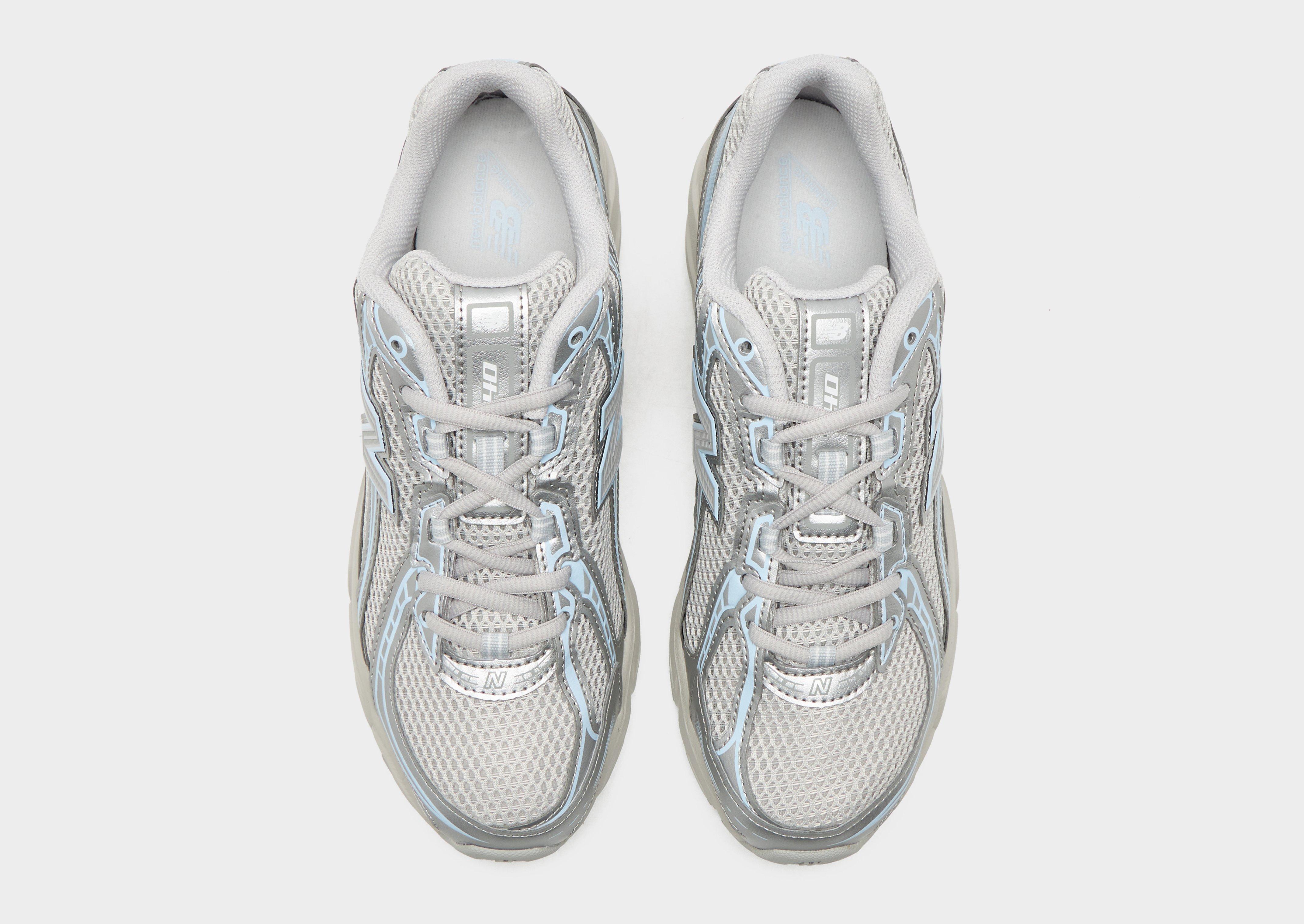 New Balance 740 Women's