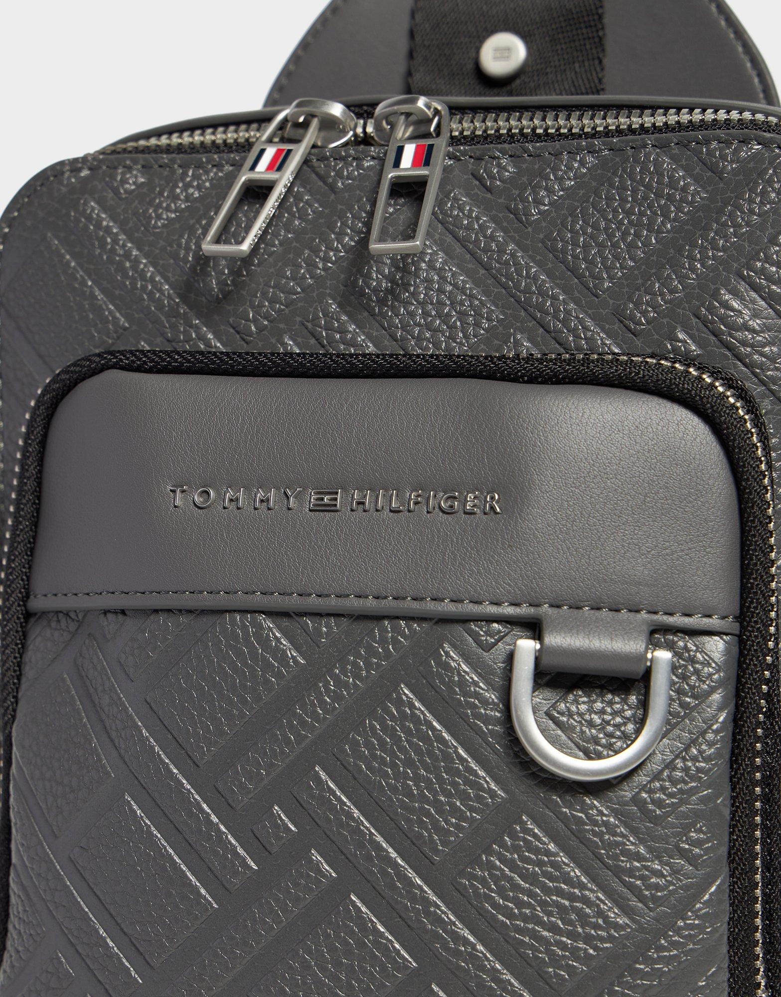 Tommy Hilfiger Flag Logo Slingpack Bag