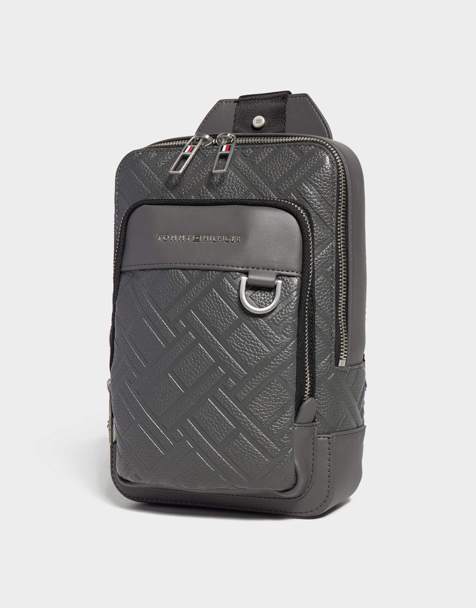Tommy Hilfiger Flag Logo Slingpack Bag