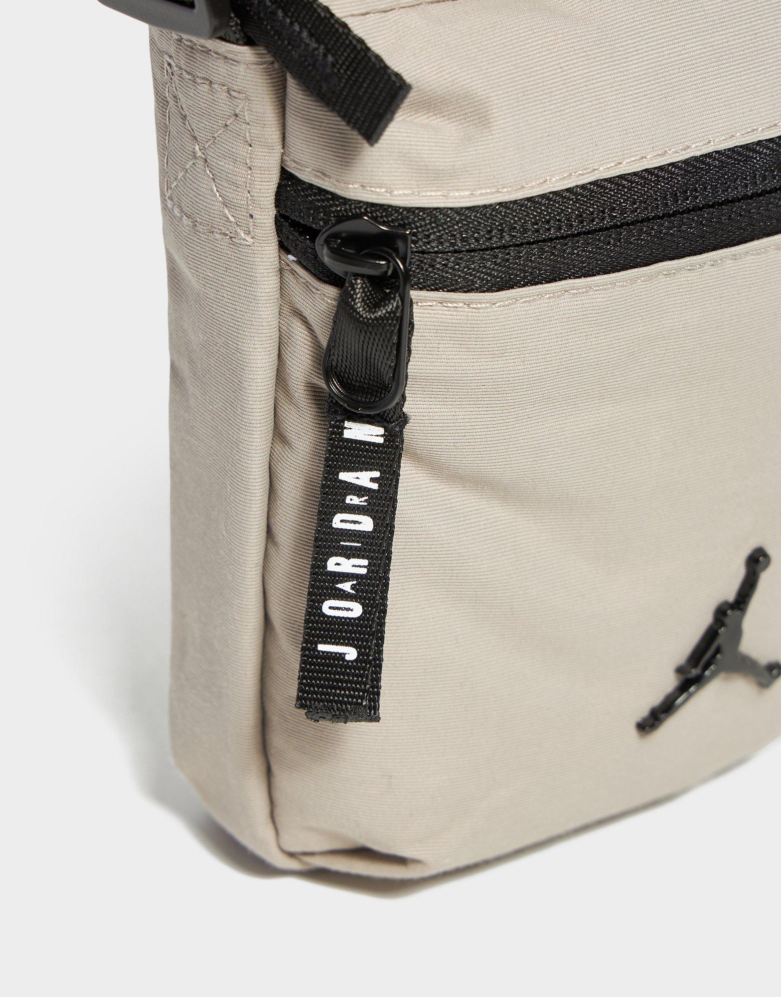 Jordan Small Items Bag