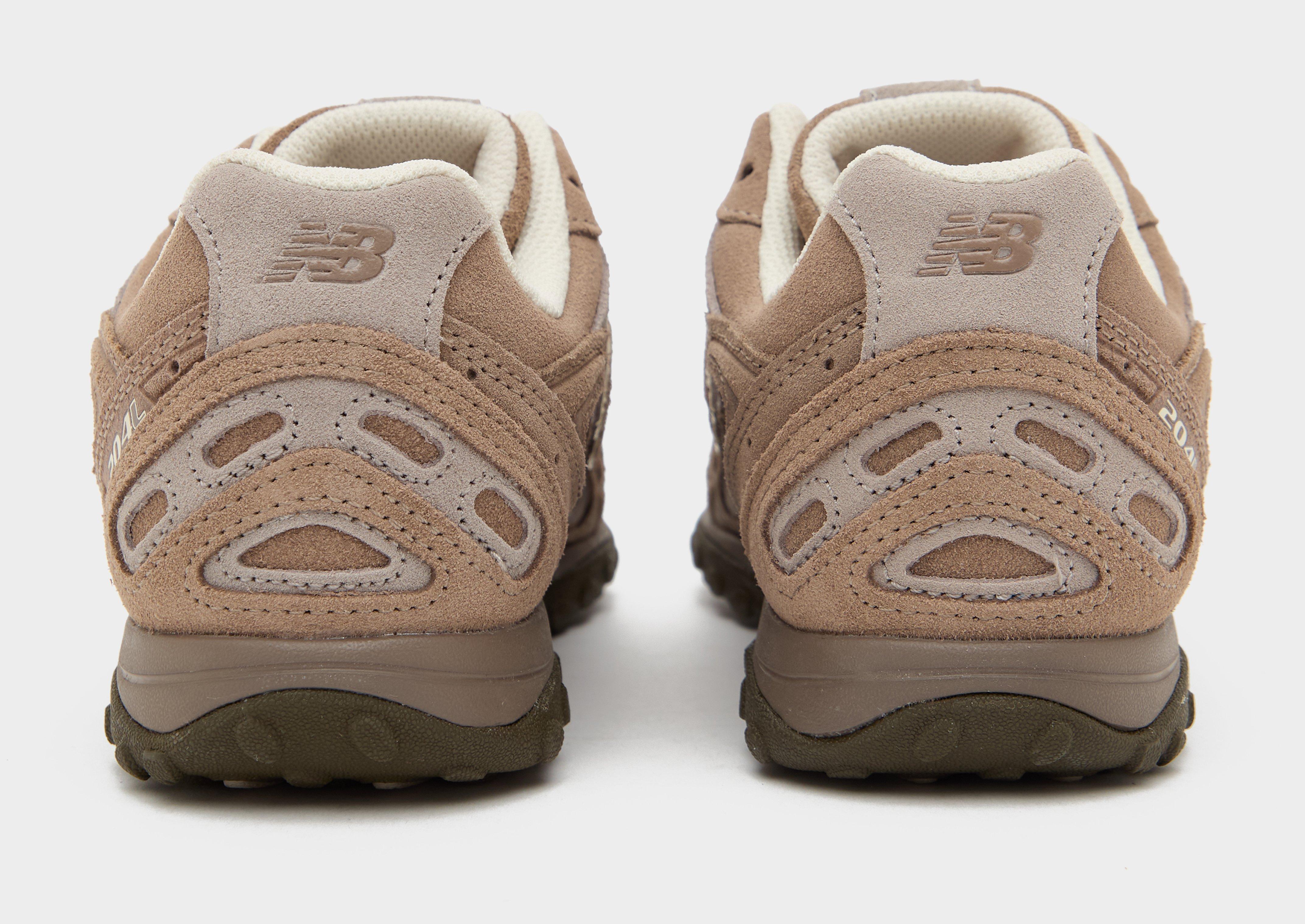 New Balance 204L
