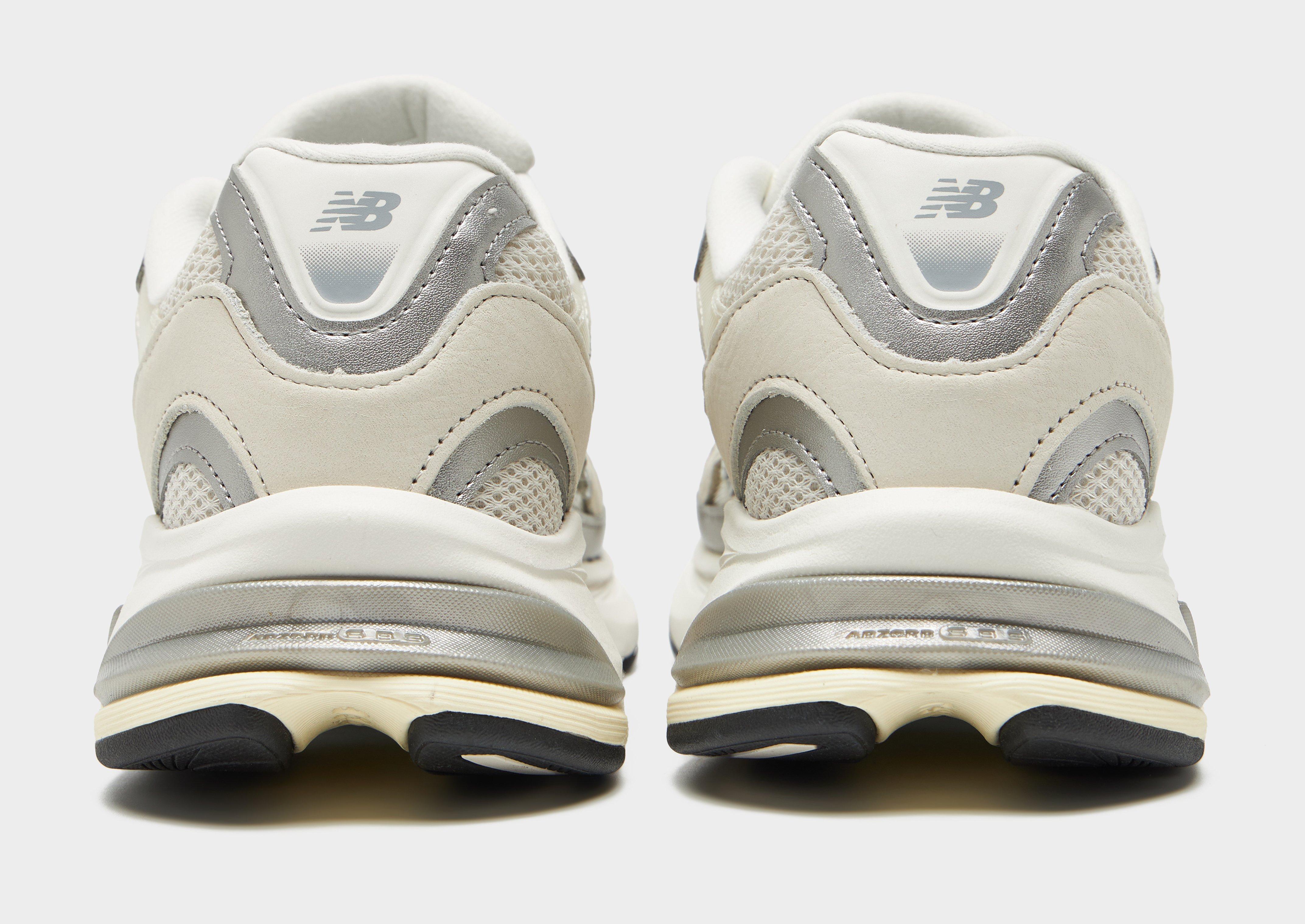 New Balance 2010