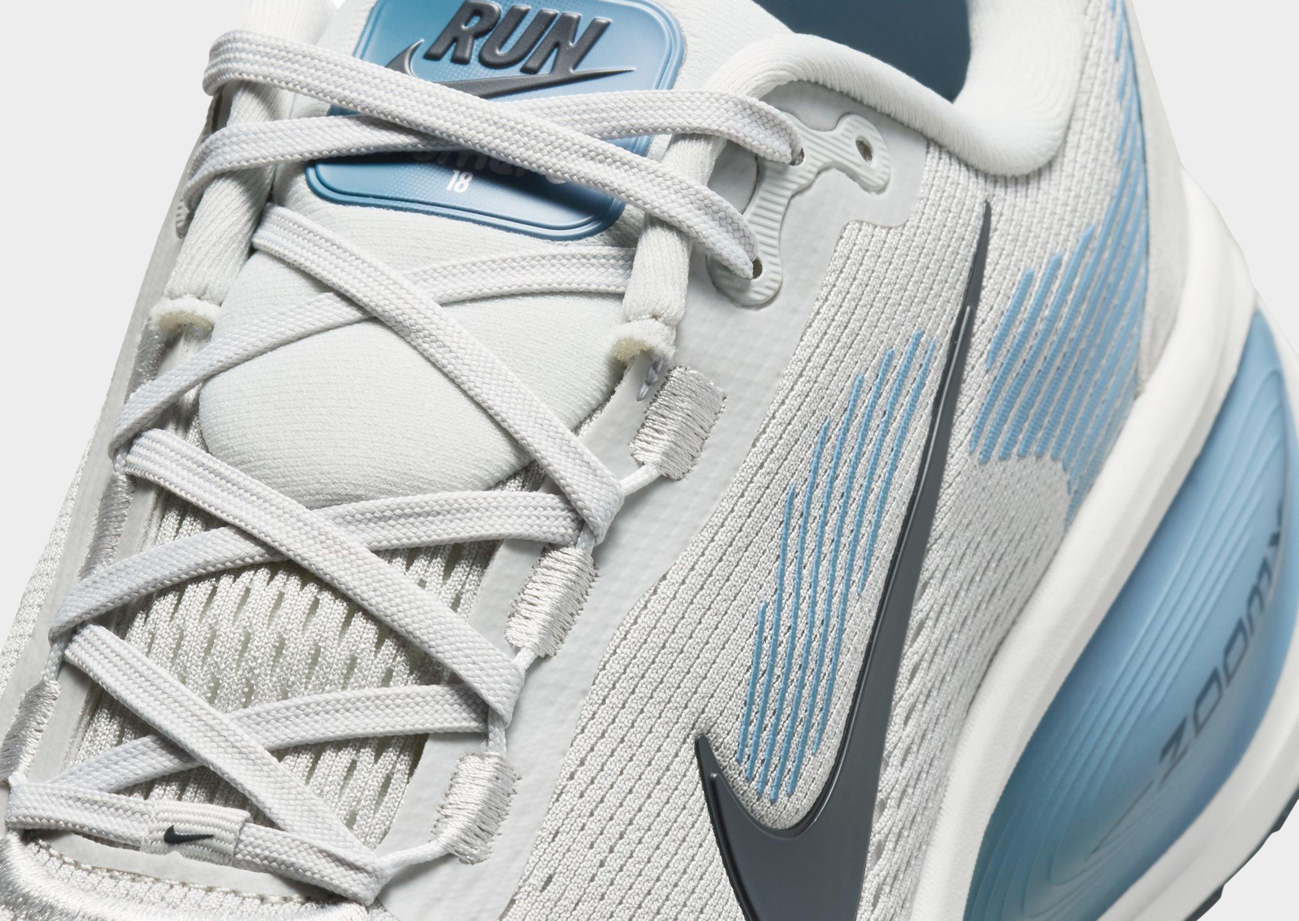 Nike Vomero 18