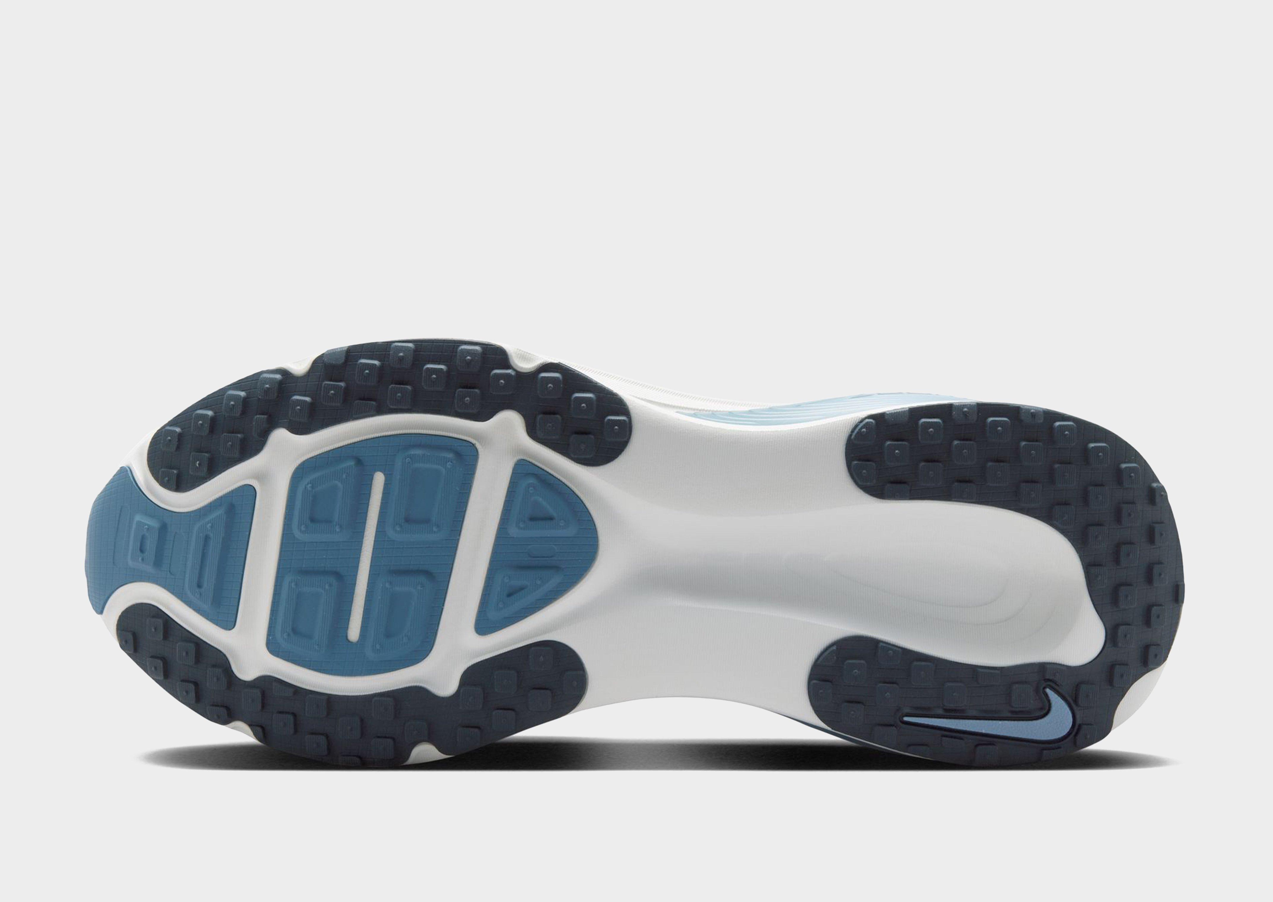 Nike Vomero 18