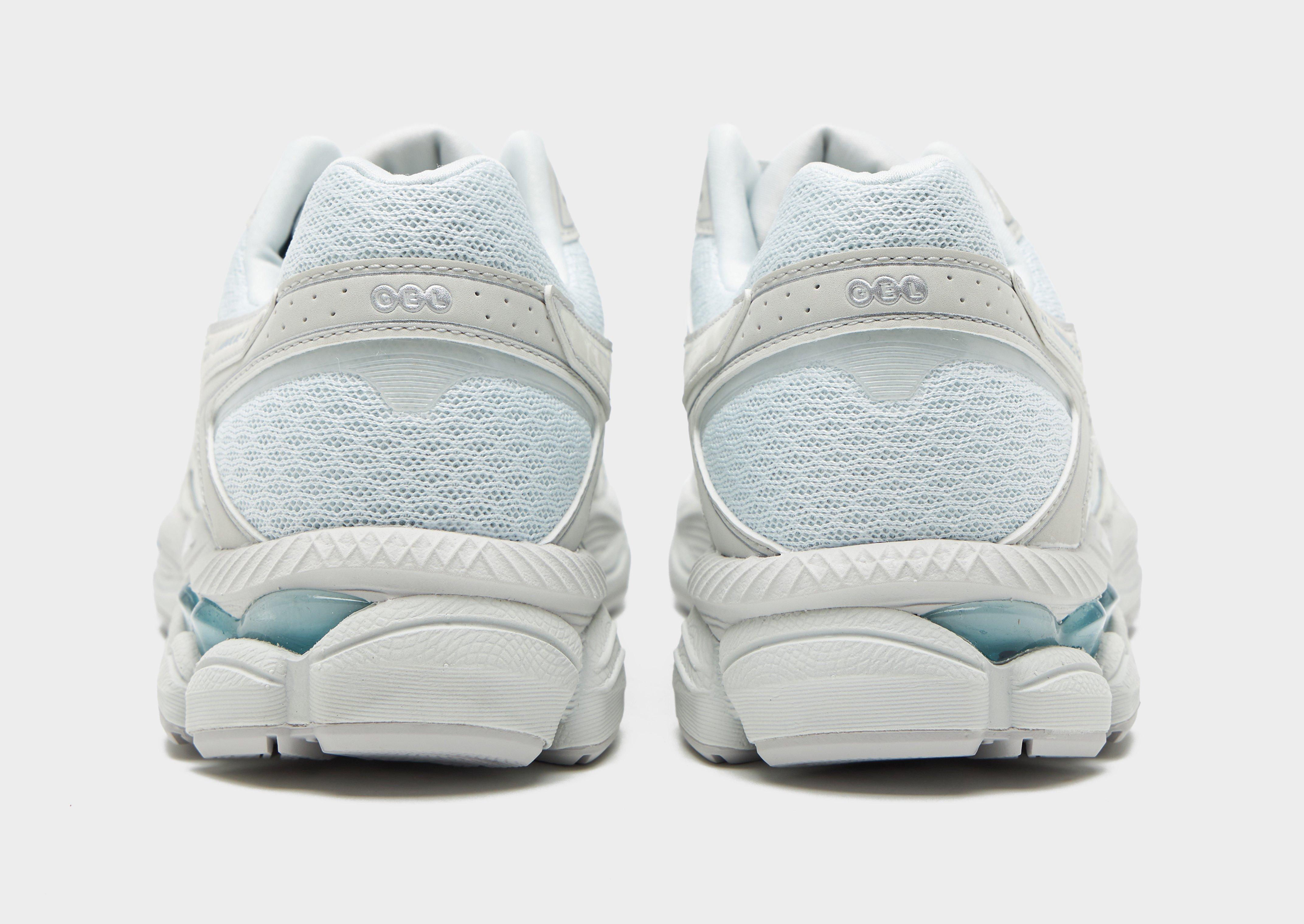 ASICS GEL-CUMULUS 16 Women's