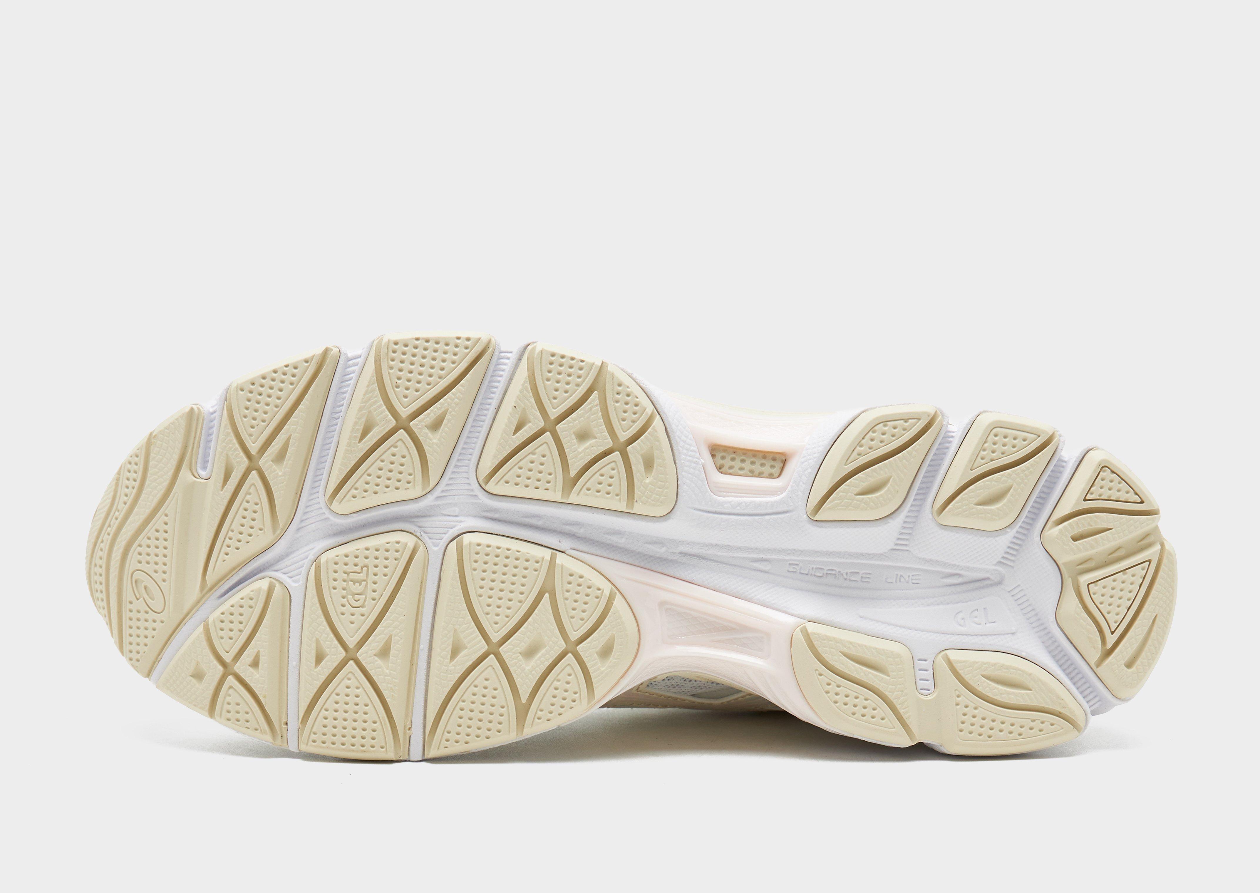 ASICS GEL-CUMULUS 16 Women's