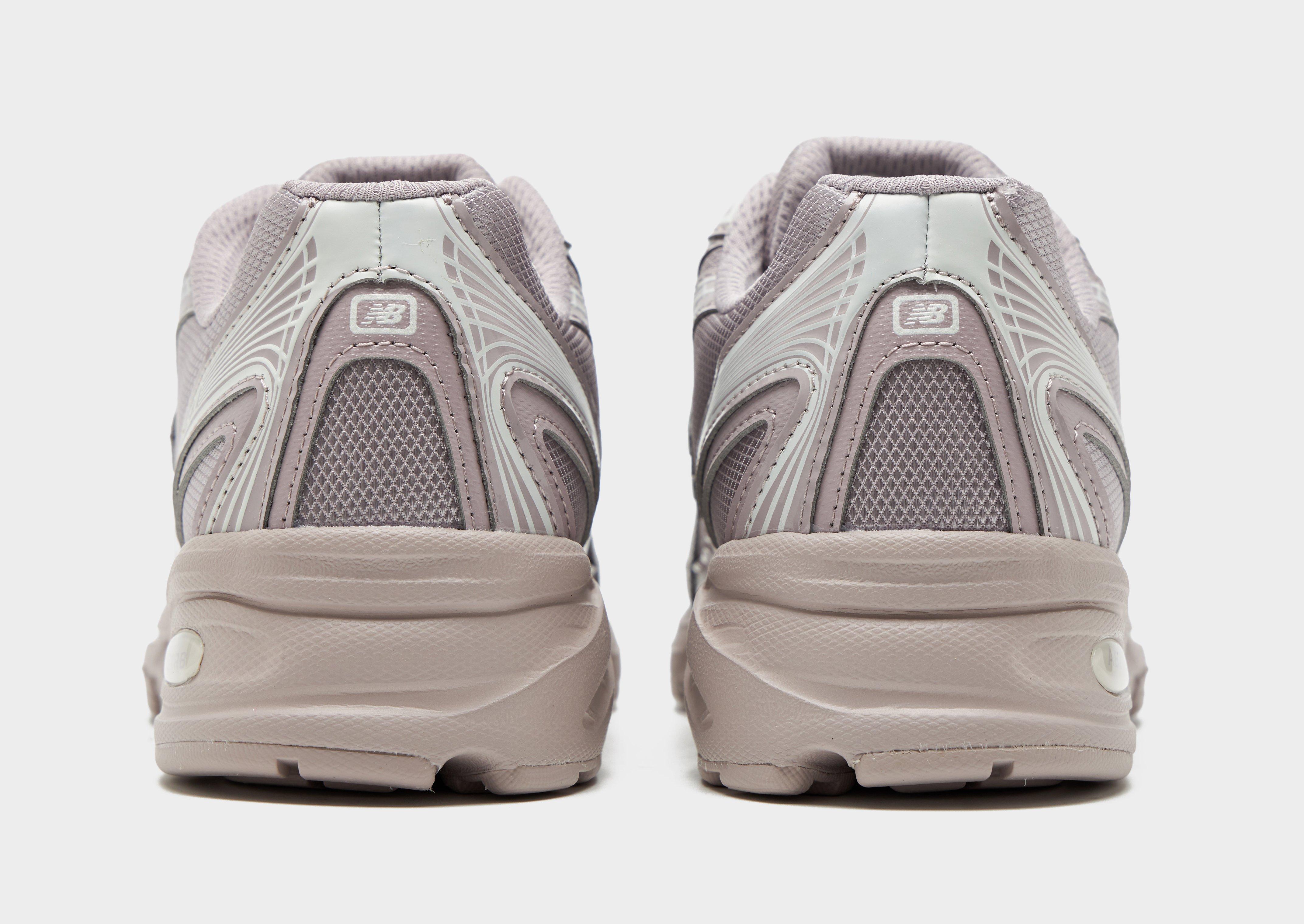 New Balance 740 Women's
