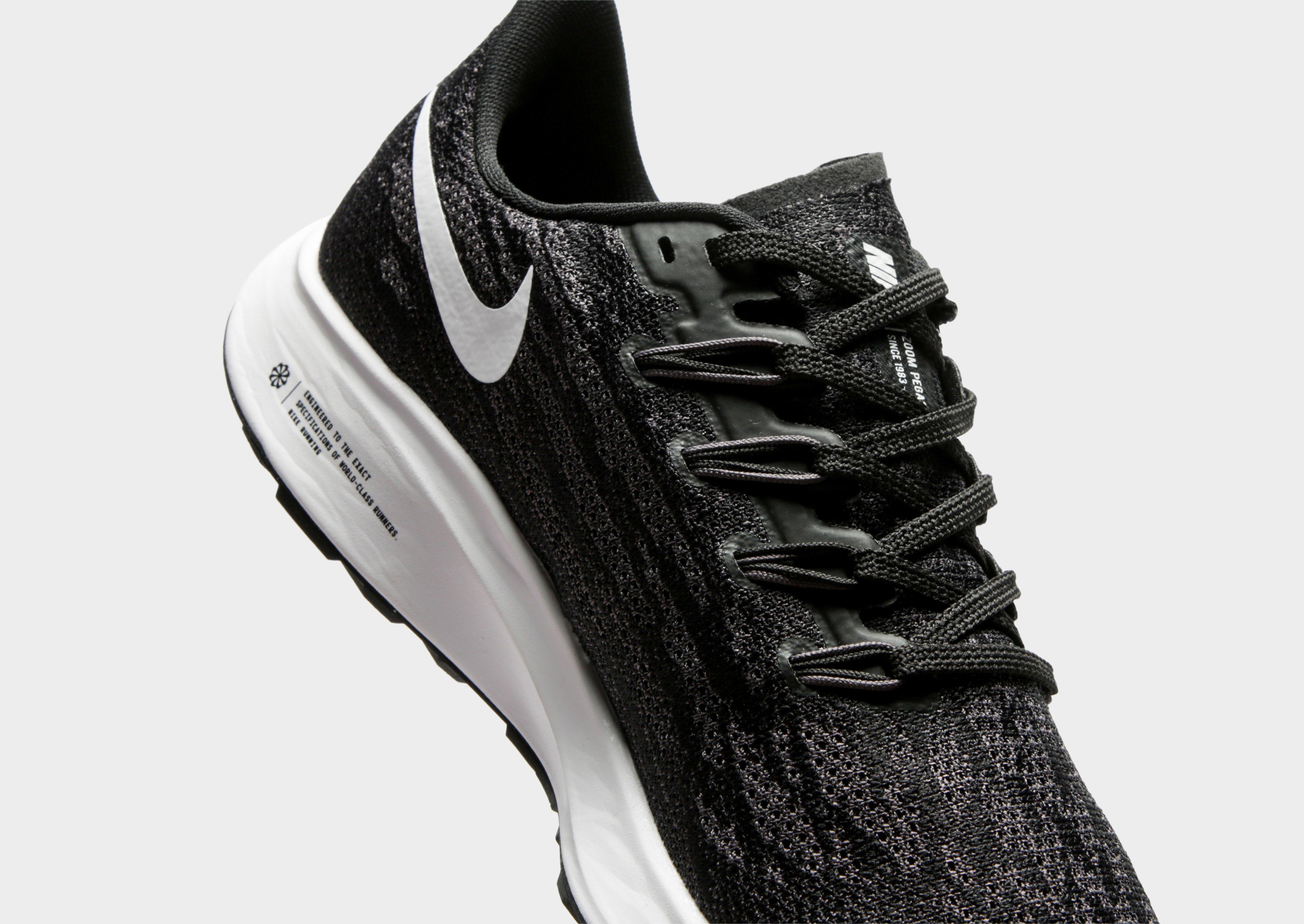 nike pegasus womens black and white