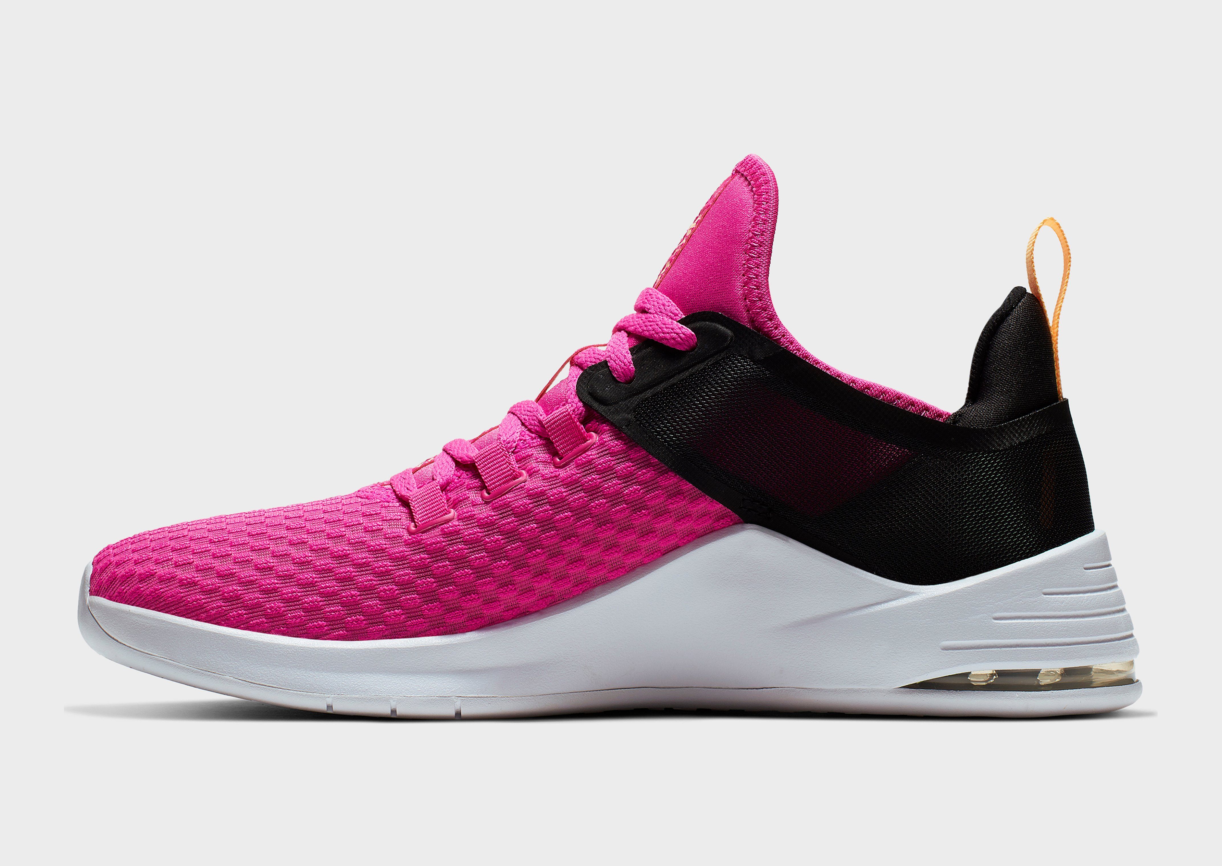 nike air bella tr training shoes