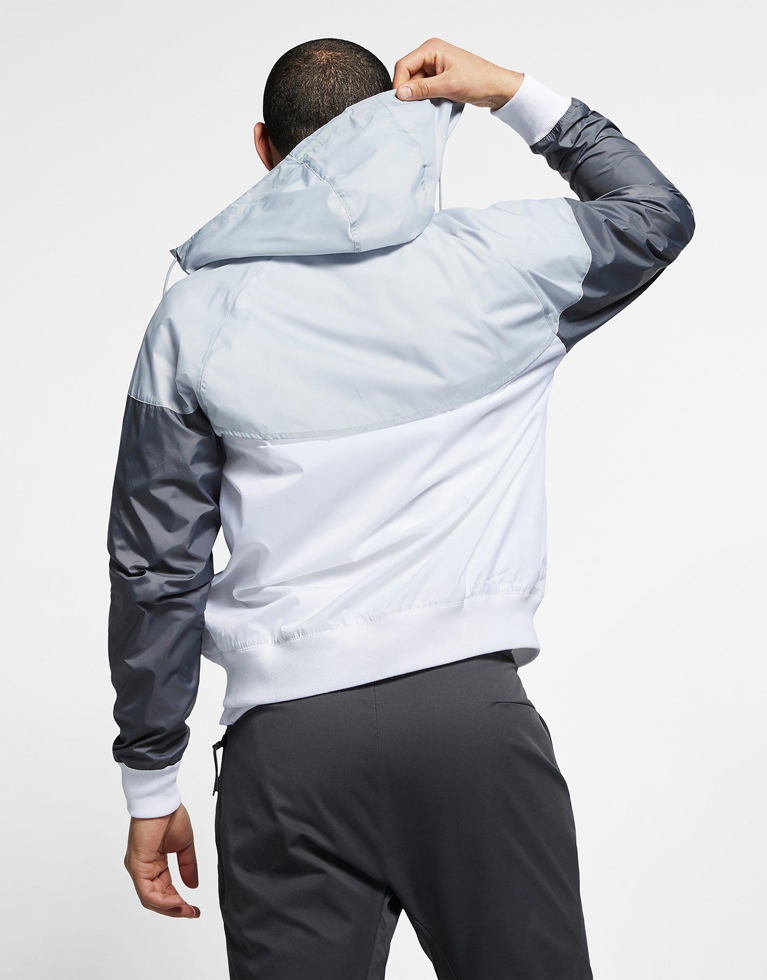 nike windrunner fit