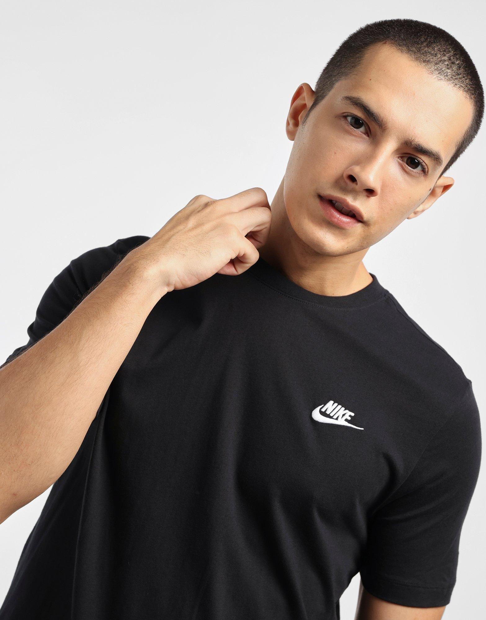 black nike logo t shirt